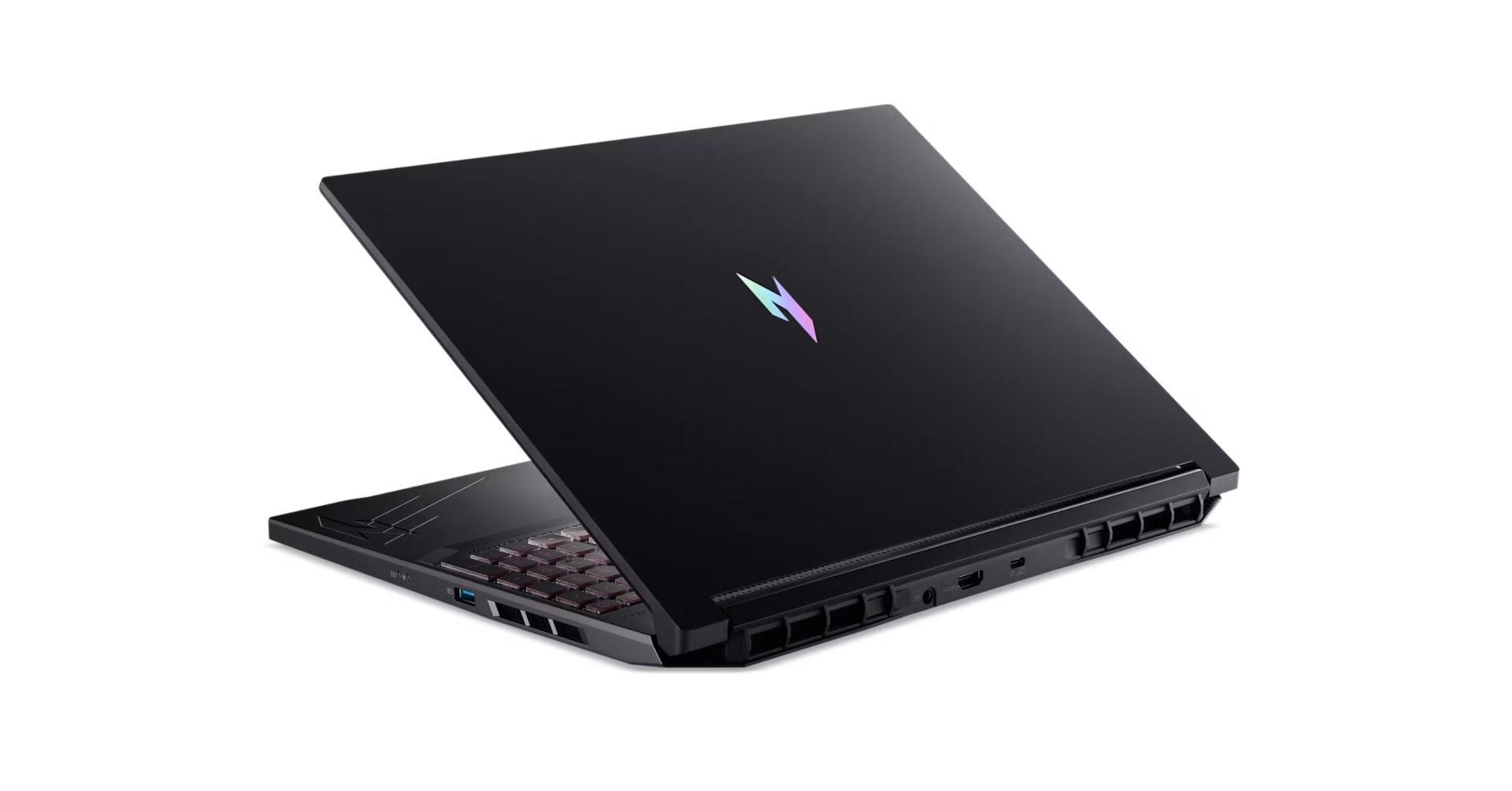 Acer Nitro V16 NH.QRVEY.004 R5 8645HS 8GB 512GB SSD RTX4050-6GB Freedos 165Hz 16'' Taşınabilir Bilgisayar