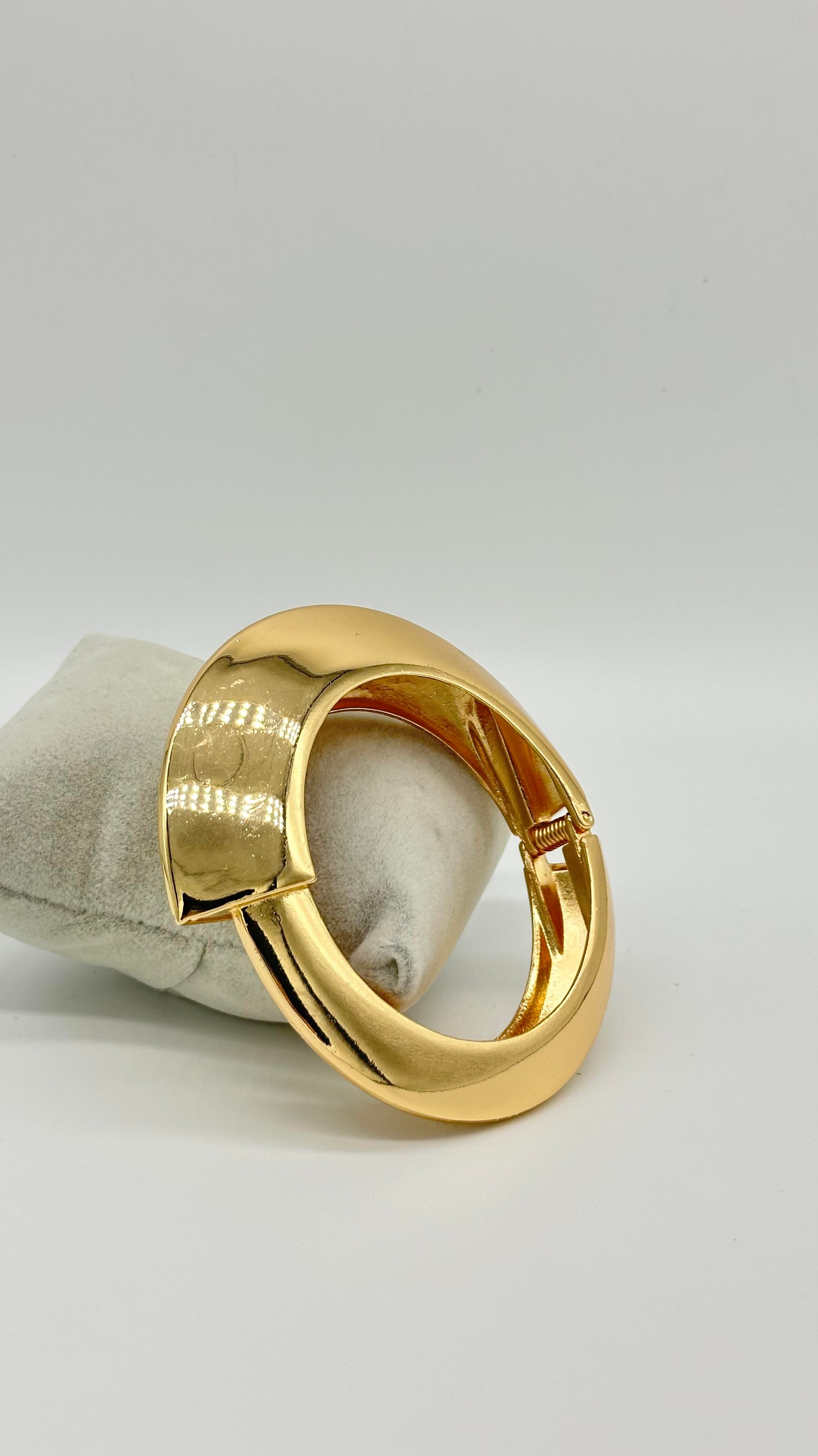 Silindir Tasarım Gold Kelepçe