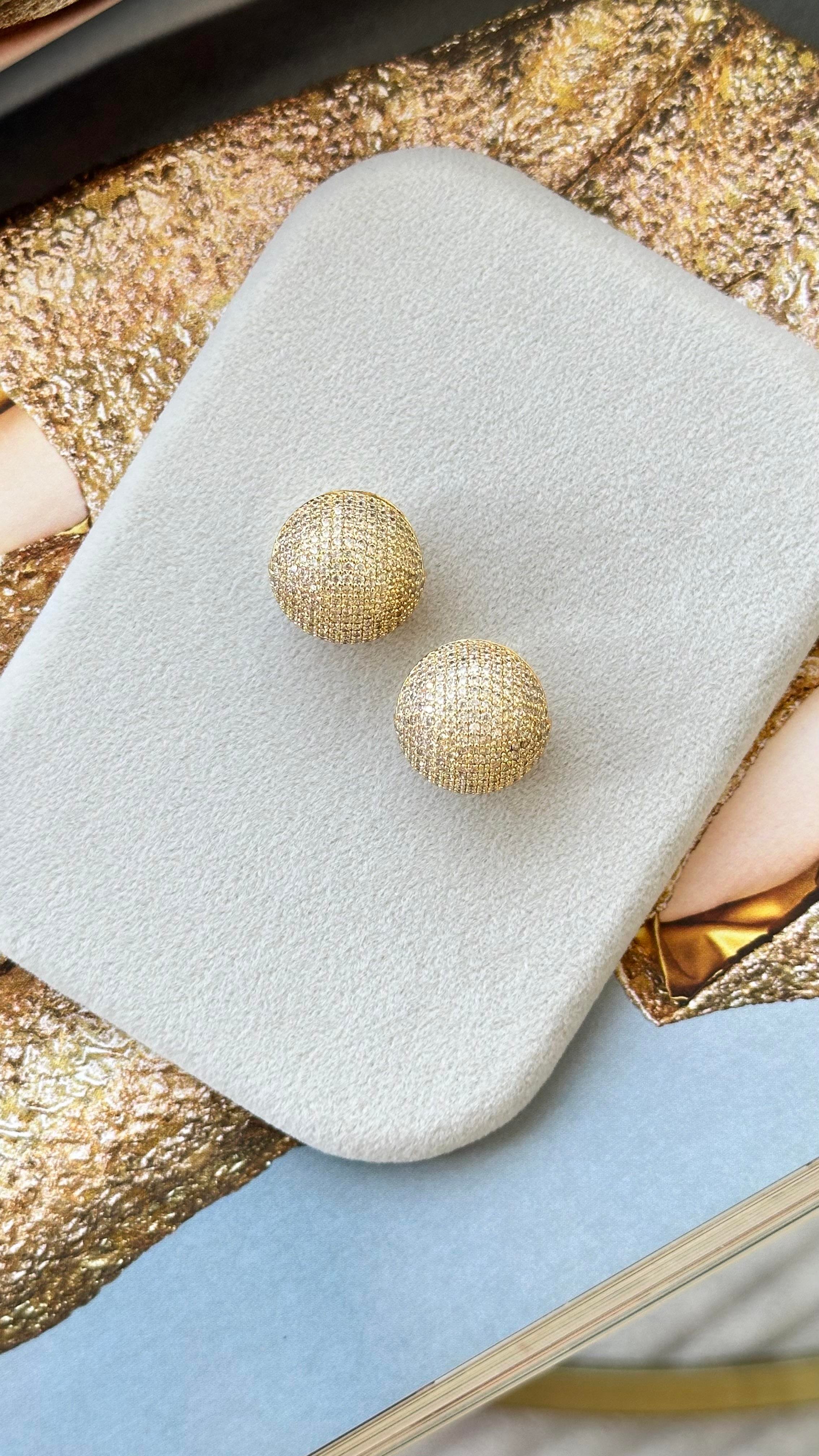 Taşlı Top Marka Model Küpe Gold