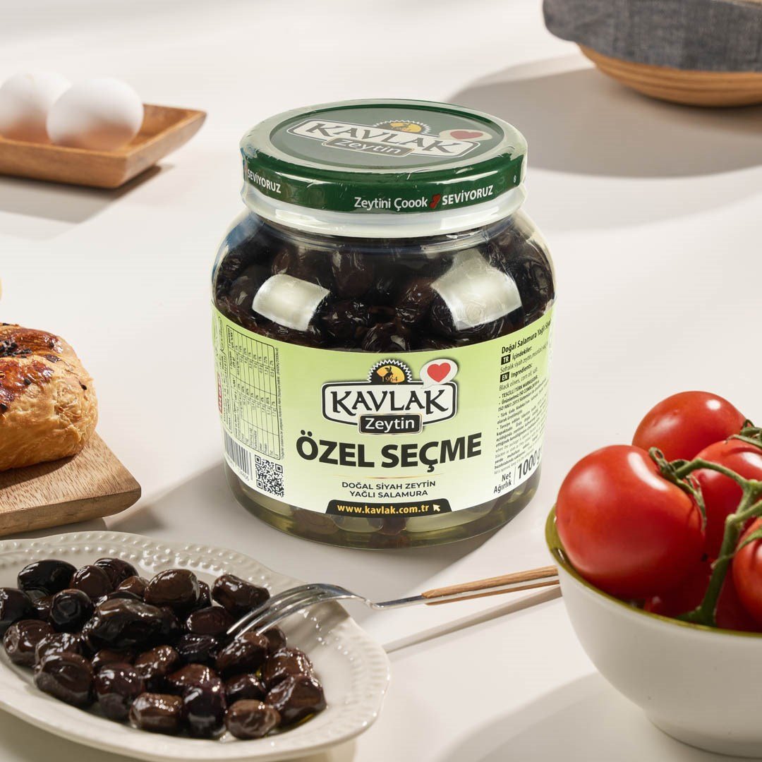 Özel Seçme Gemlik Siyah Zeytin 1 Kg Pet