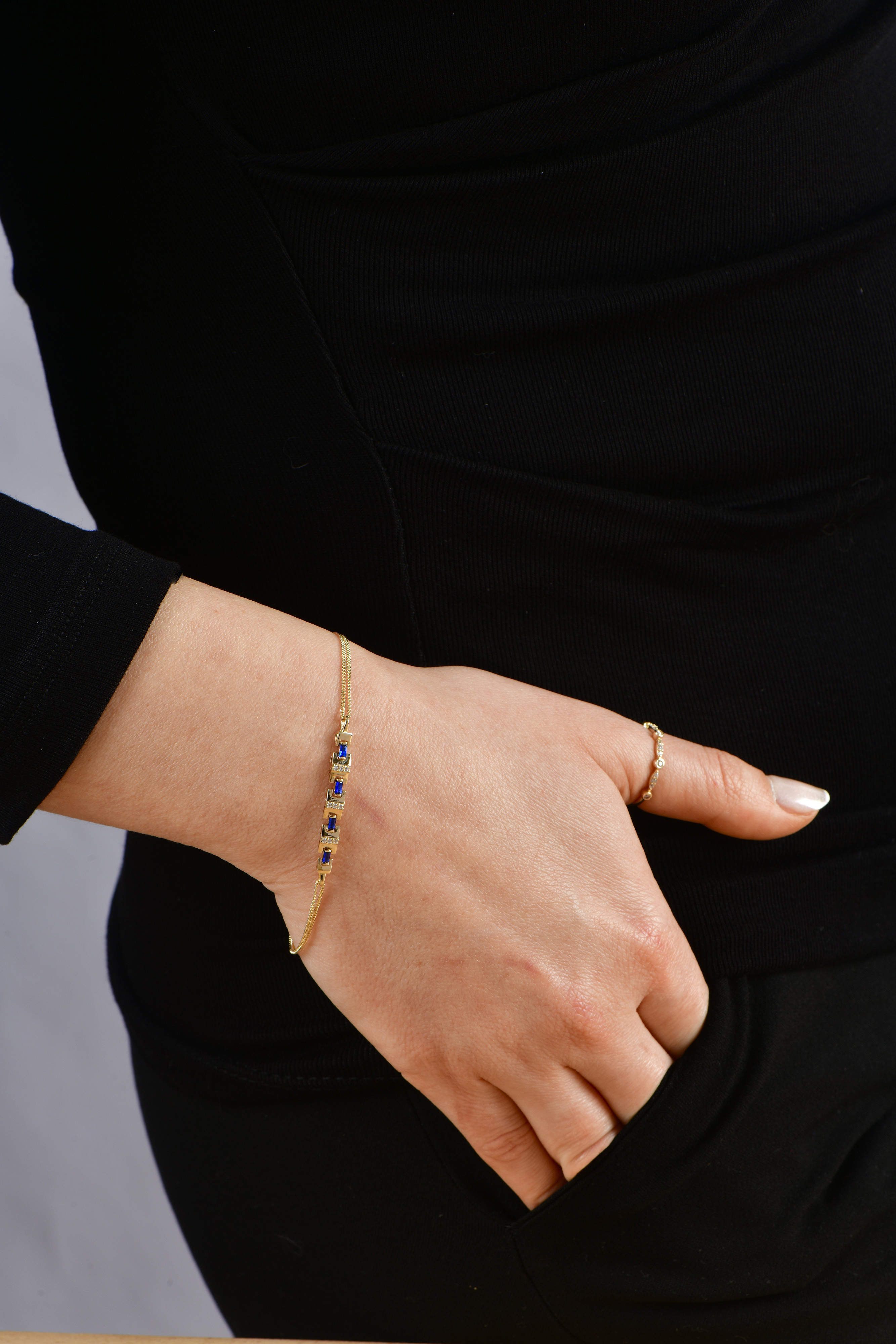Sapphire Grid Bileklik