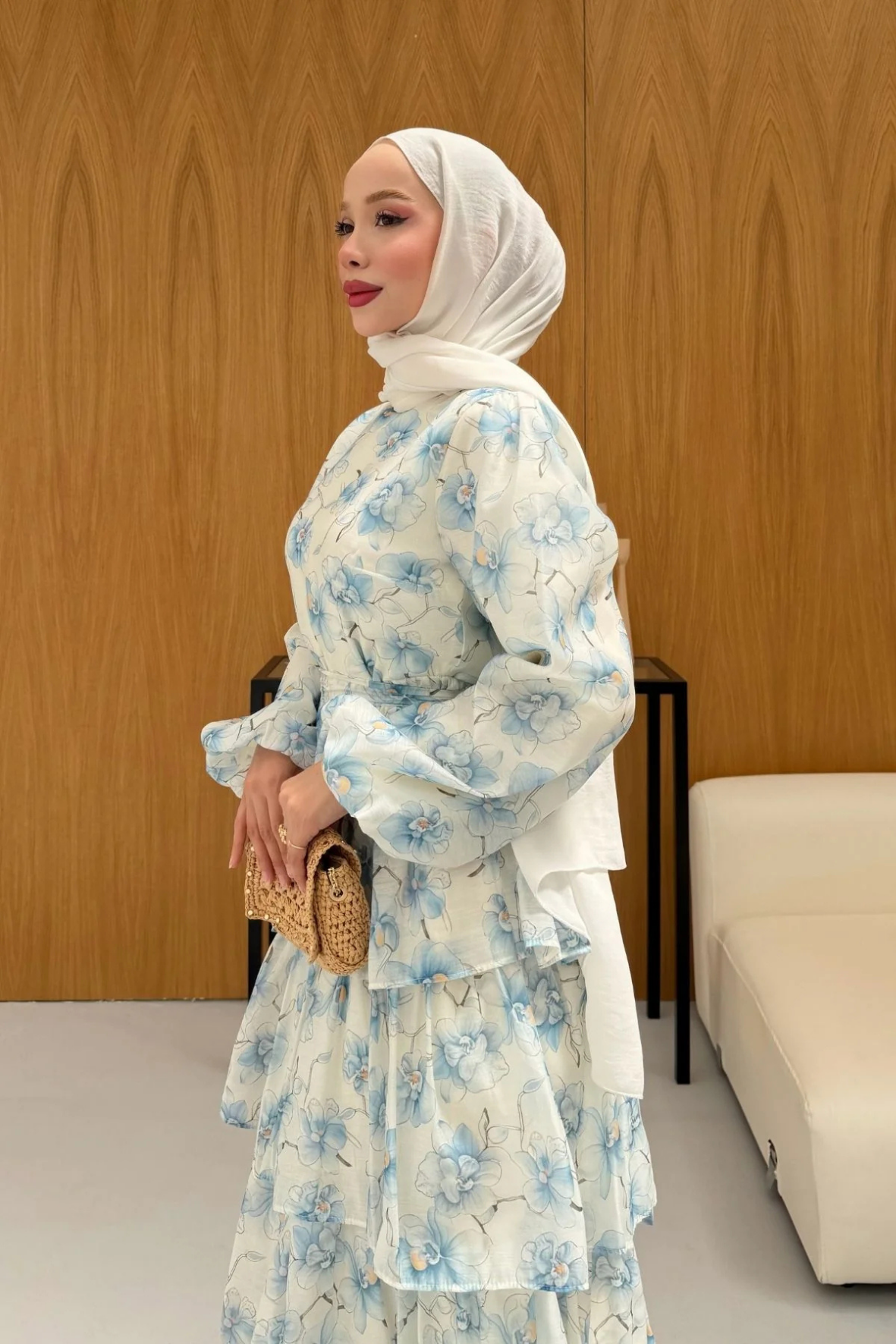 Eteği Kat Volanlı Bahar Desenli Elbise - Mavi-4371