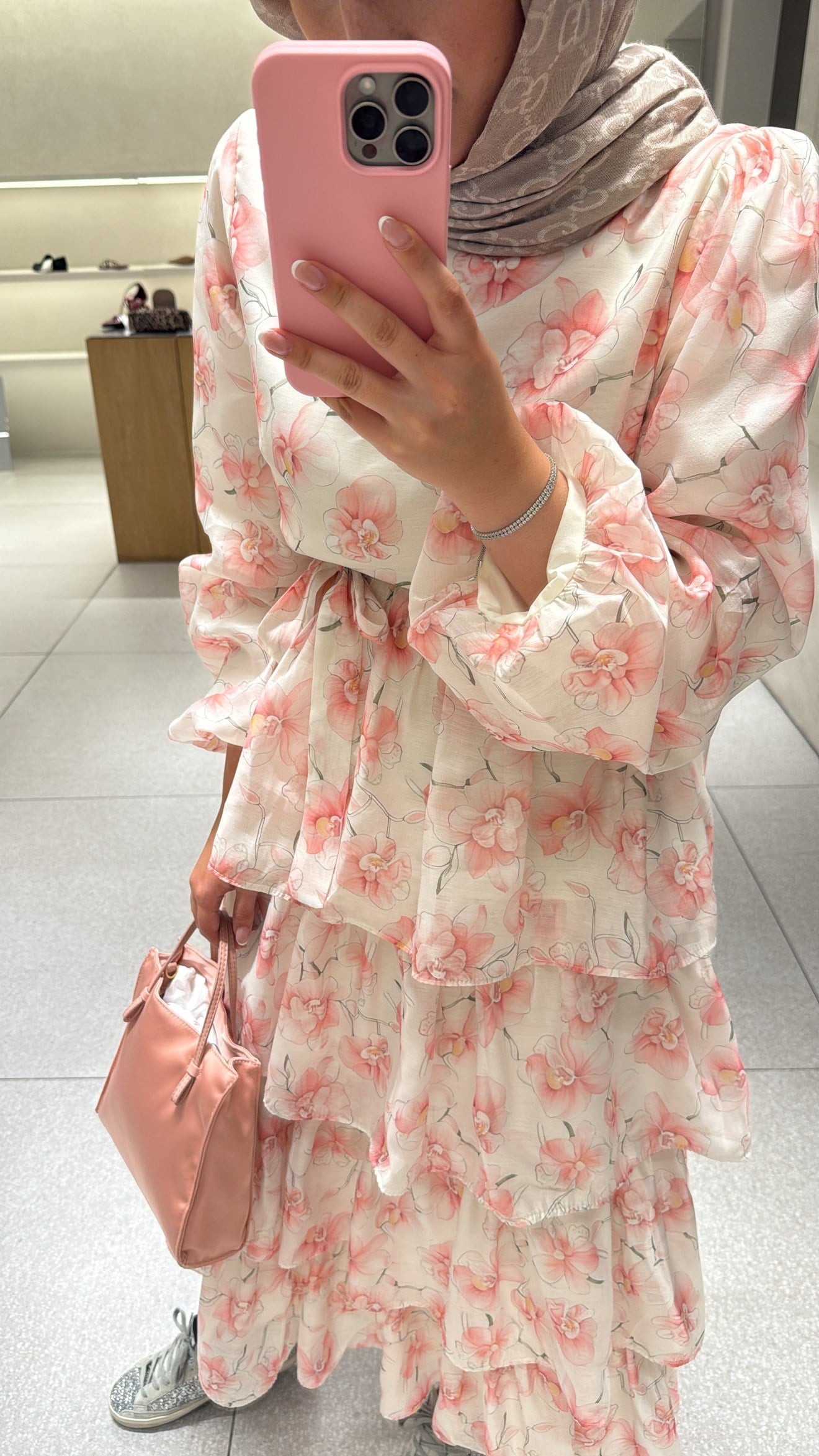 Eteği Kat Volanlı Bahar Desenli Elbise - Pembe-4371