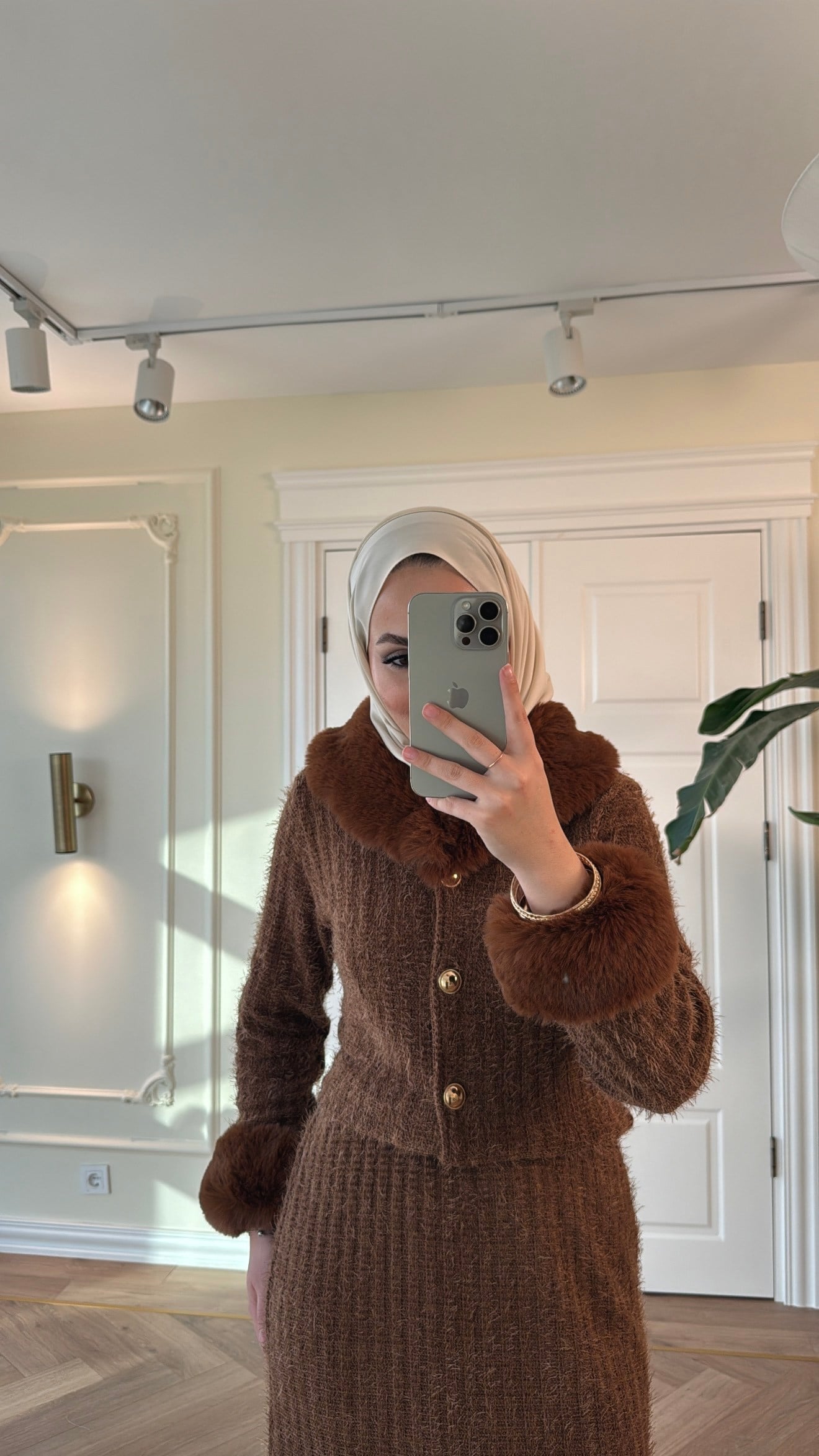 Kürk Detaylı Triko Etekli Takım-Kahve -8937