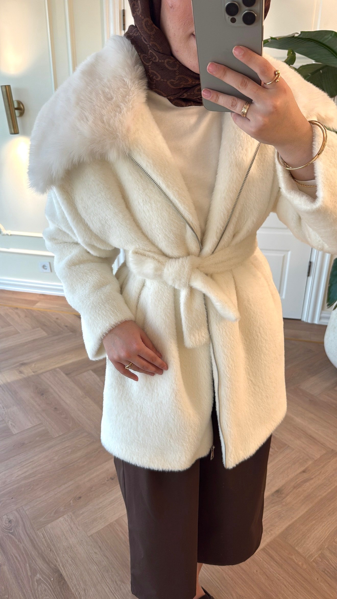Lendi Kürklü Angora Mont - Ekru-2330