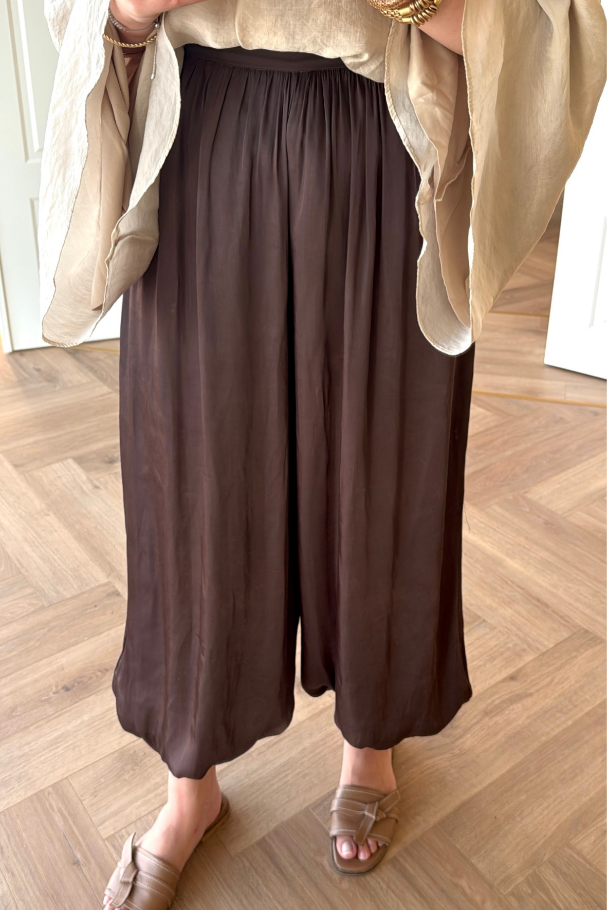 Pileli Saten Şalvar Pantolon - Acı Kahve-9976