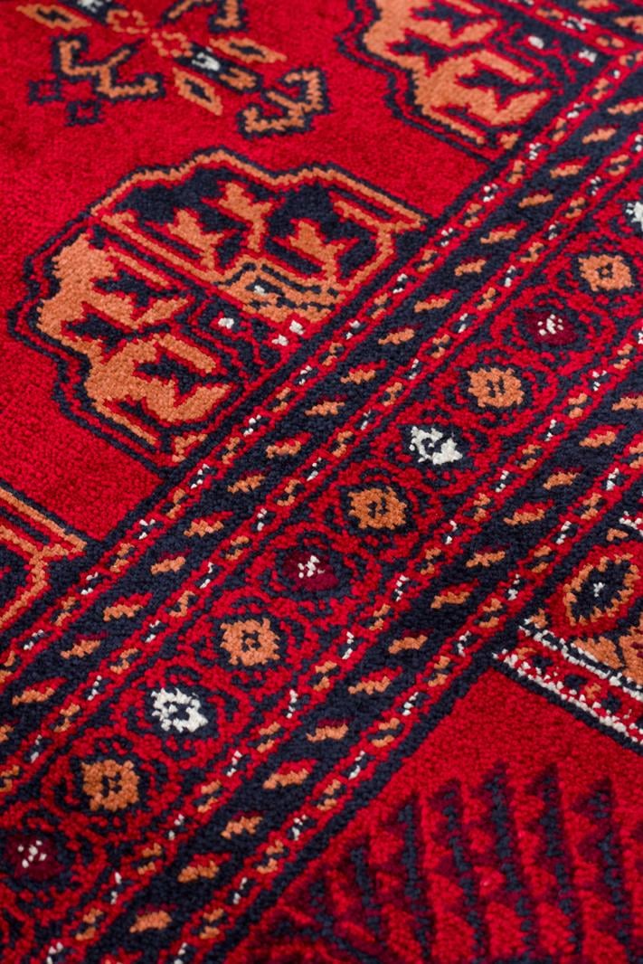 Afgan Desenli Viskon Sıkı Dokuma Kaymaz Tabanlı İnce Makine Halısı