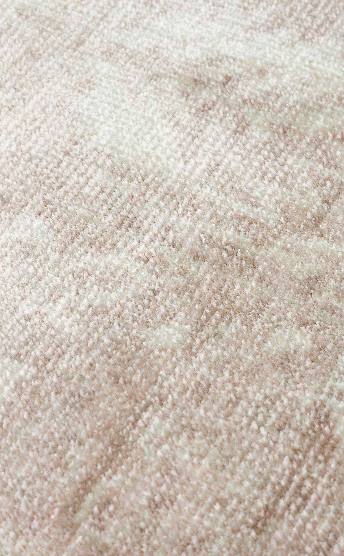 Pakistan Overdyed Tarzı Özel Hav Vermeyen ve El Emeği ile Özel Tezgahlarda Üretilen Uşak Halısı