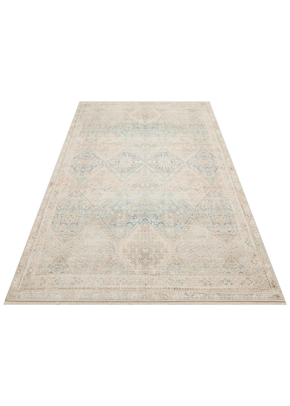 Pastel Tonlara Sahip Vintage Desenli Şık Halı