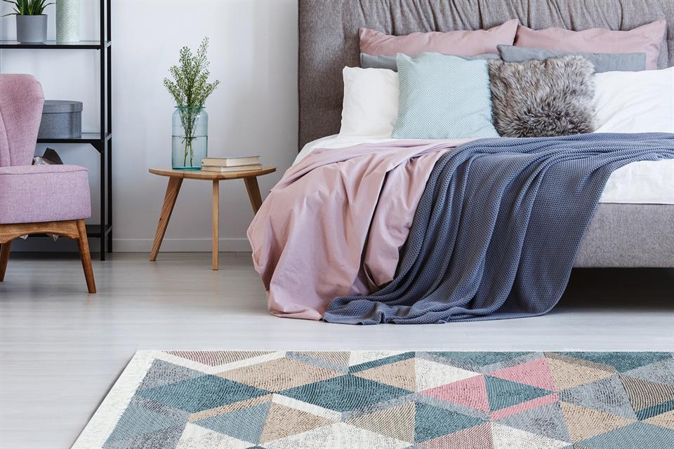 Yıkanabilir Çift Taraflı Modern Desenli Dokuma Kilim