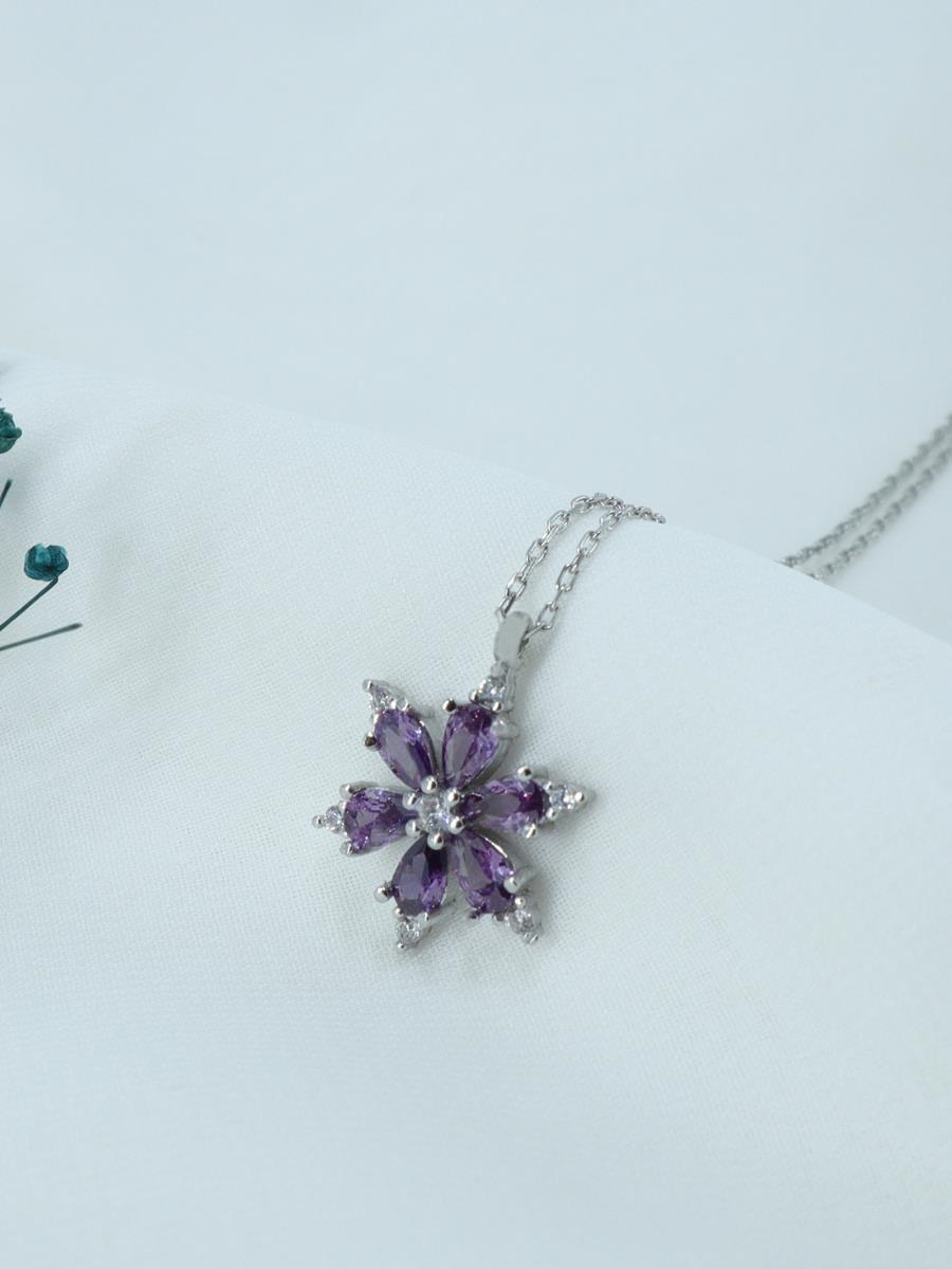 Lotus Çiçeği Kolye