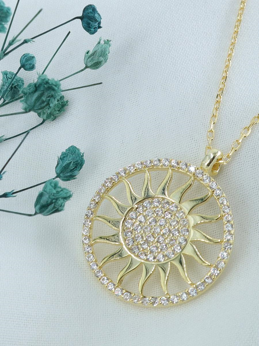 Taşlı Yuvarlak Güneş Kolye