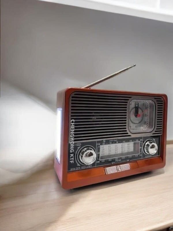 NOSTALJİK RADYO 1647