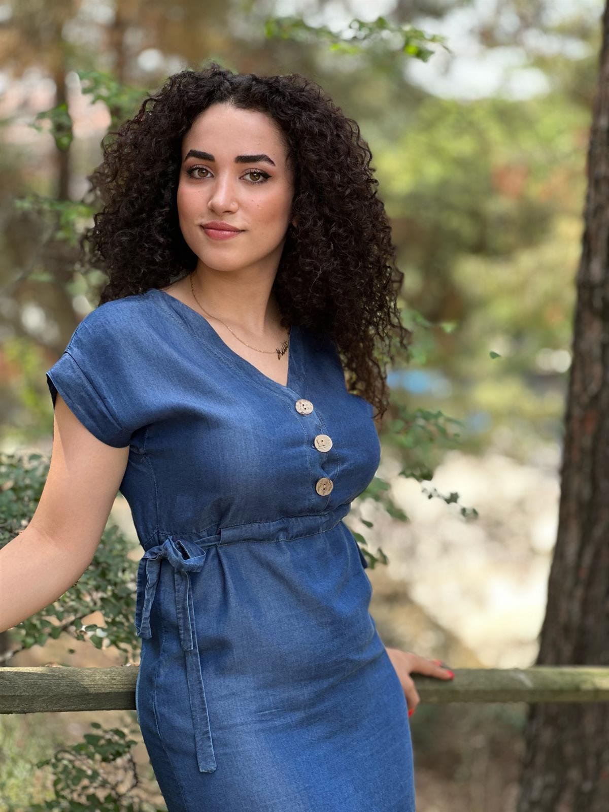 Ahşap Düğmeli Tensel Jean Elbise