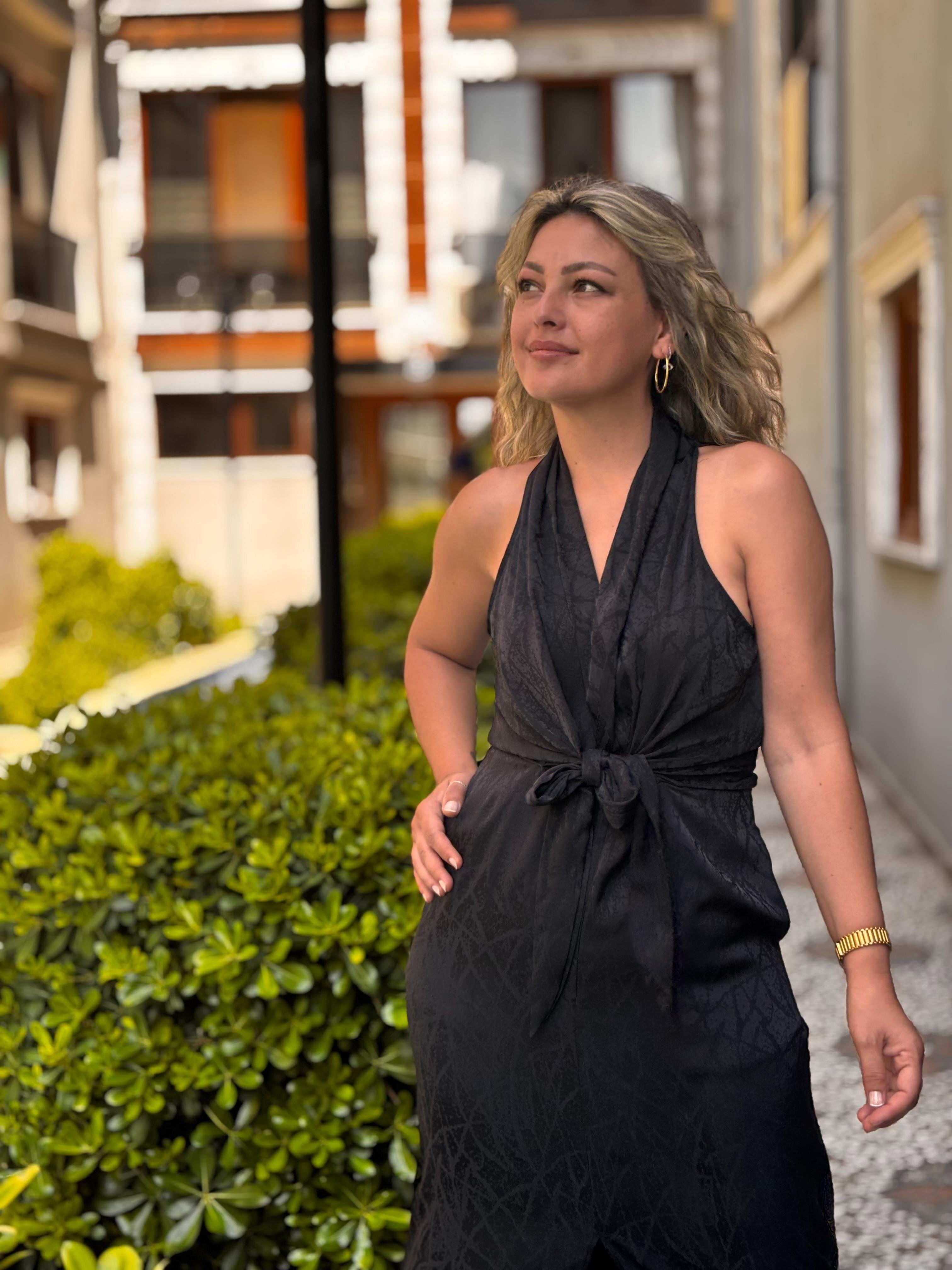 Bağlamalı Saten Siyah Elbise 