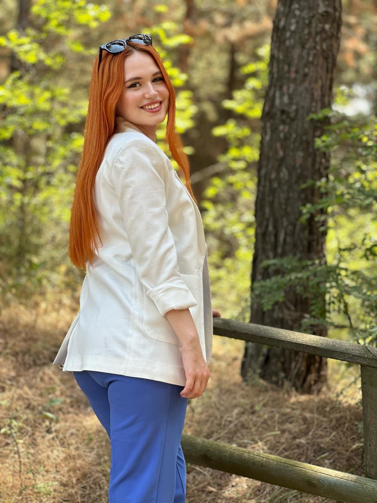 Beyaz Keten Torba Cepli Blazer