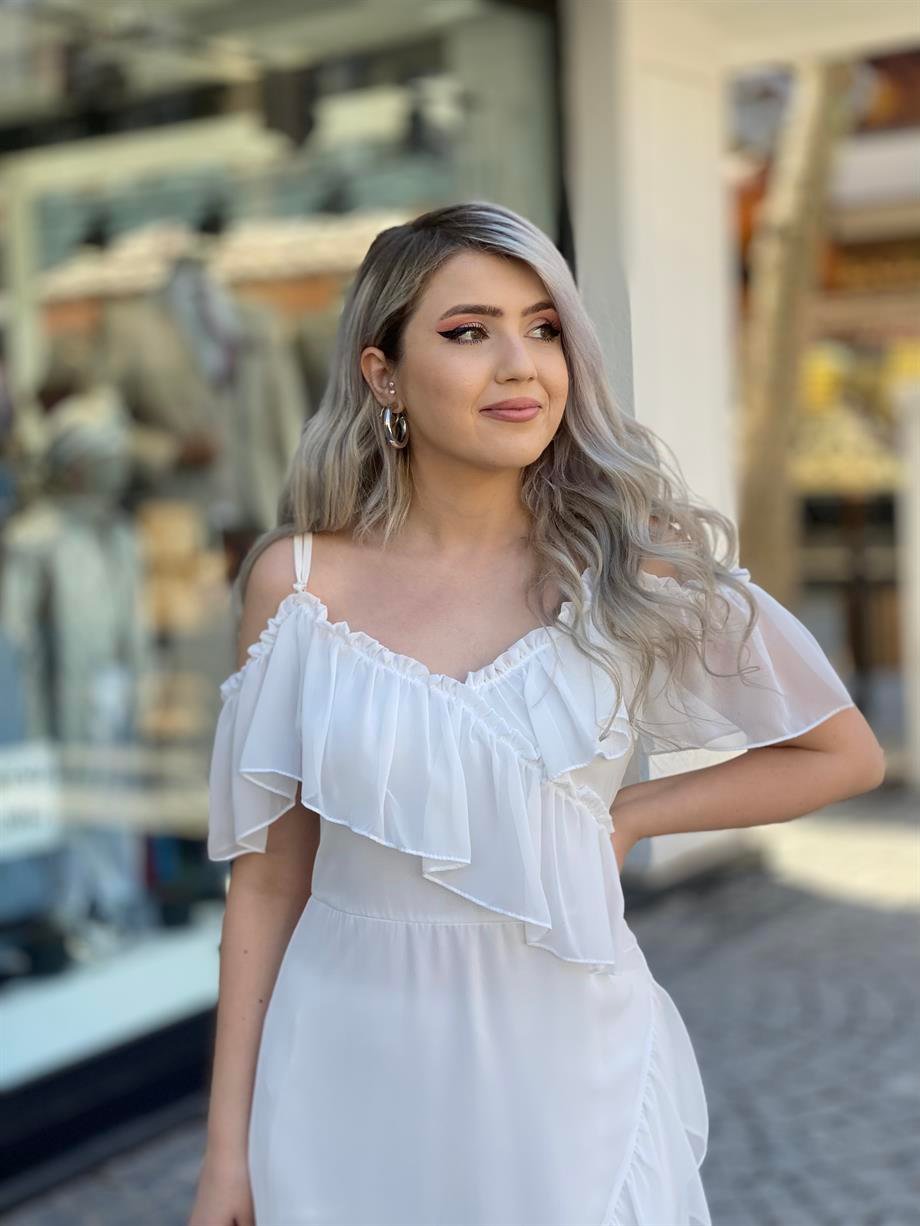 Beyaz Şifon Elbise