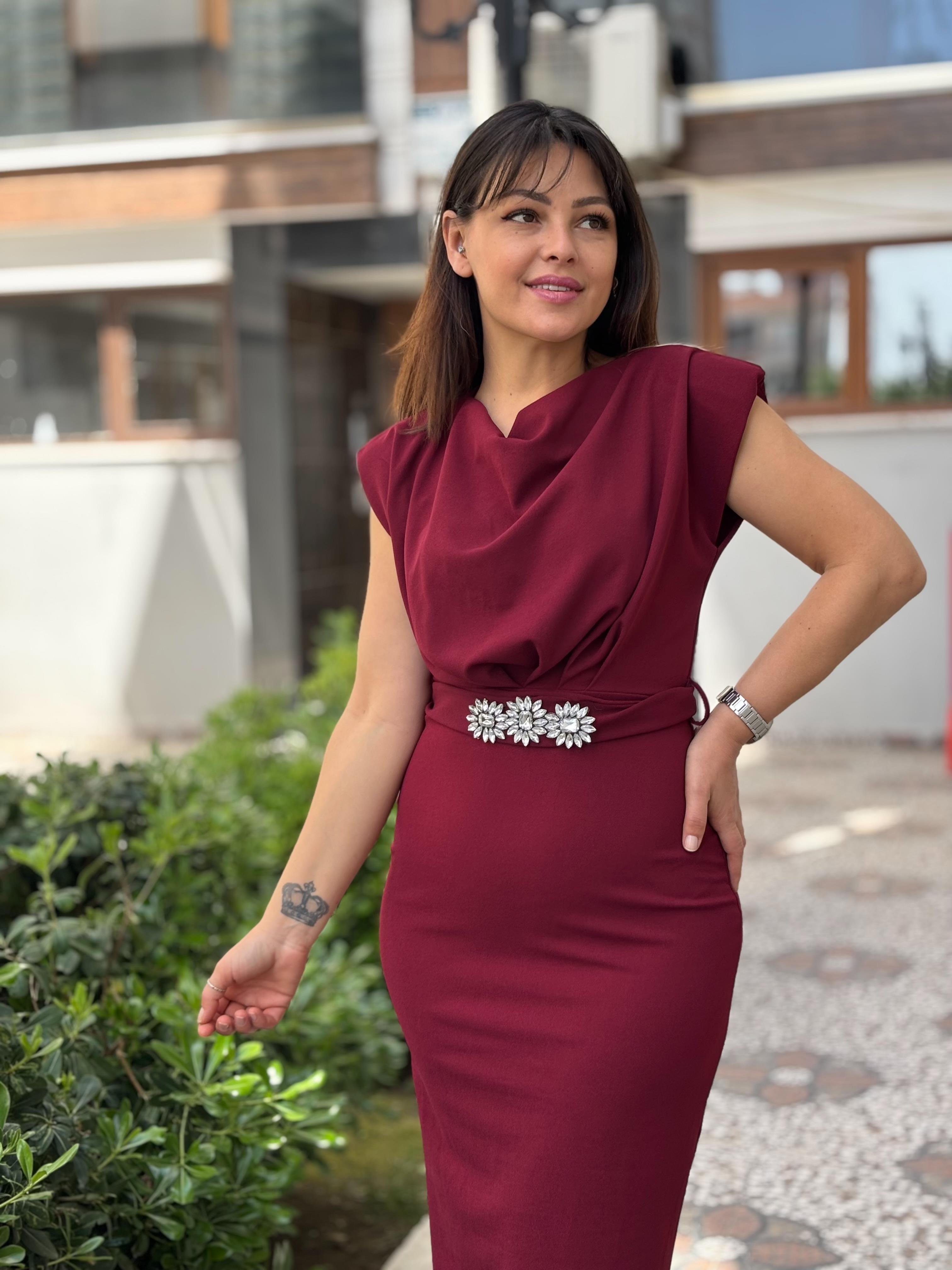 Bordo Kemeri Taşlı Elbise