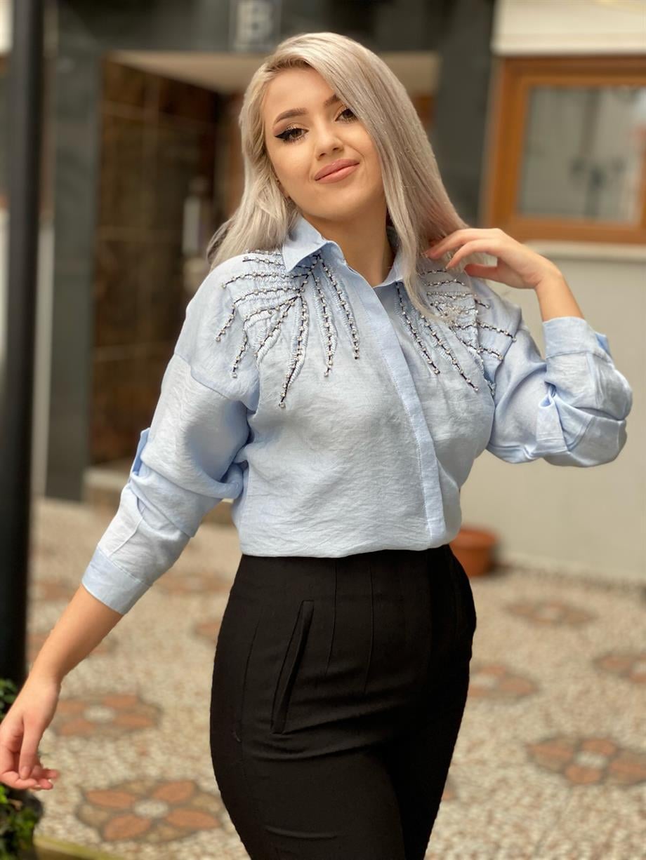 Buz Mavi Taş İşlemeli Gömlek
