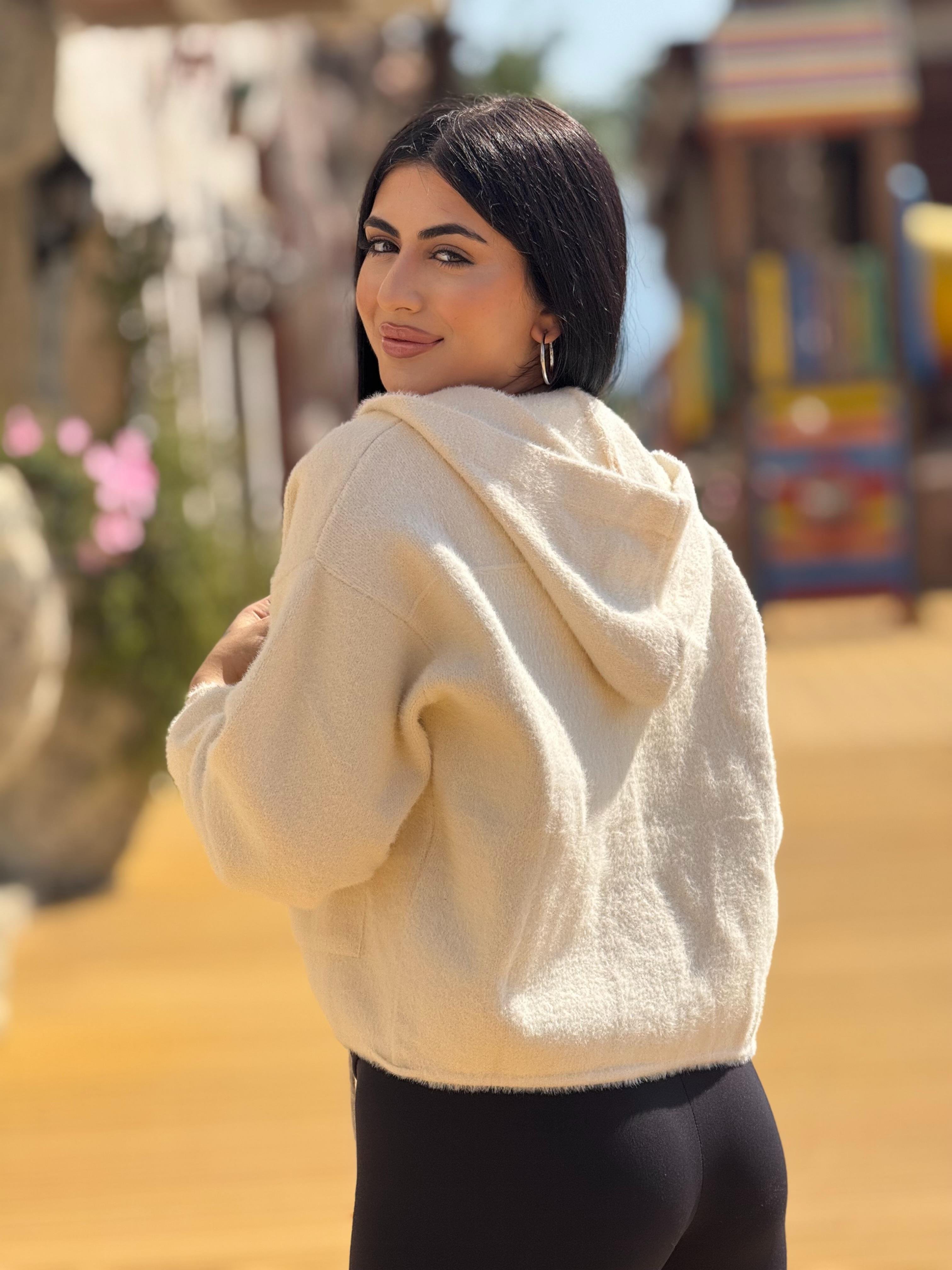 Ekru Angora Hırka 
