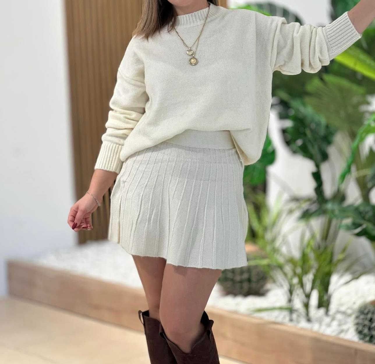 Ekru Triko Takım 
