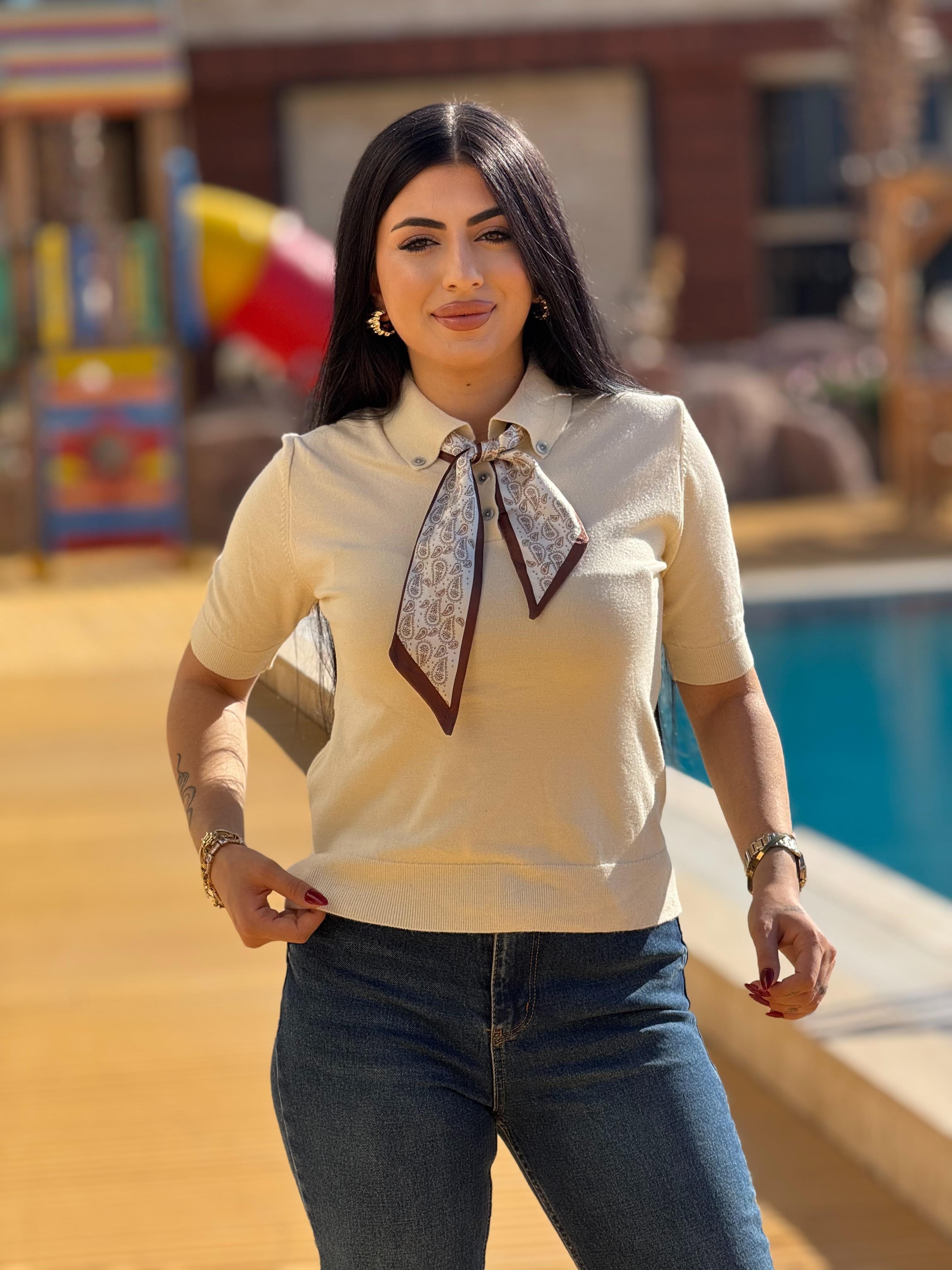 Flarlı Krem Kazak