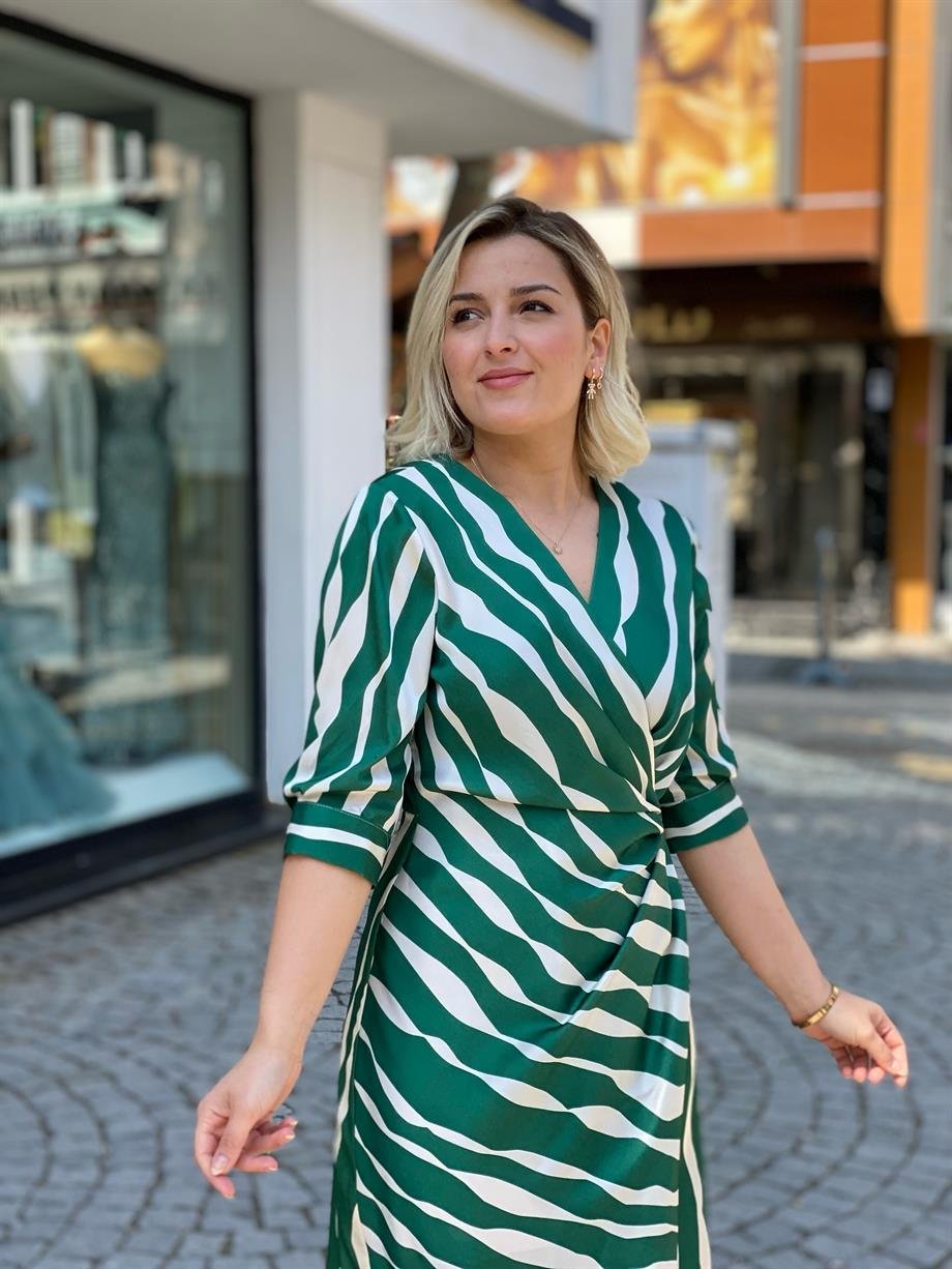 İpek Saten Yeşil  Zebra Anvelop Elbise