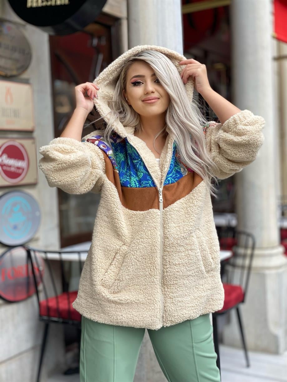 Kapüşonlu Pacthwork Peluş Kaban