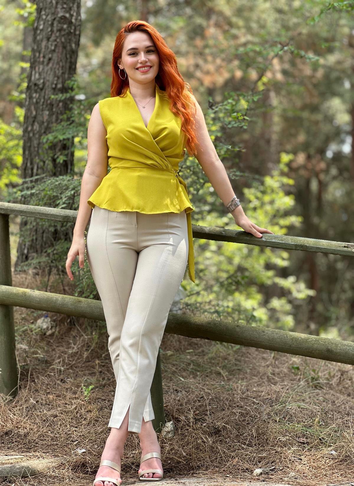 Karol Marka Taş Paça Detaylı Pantalon 