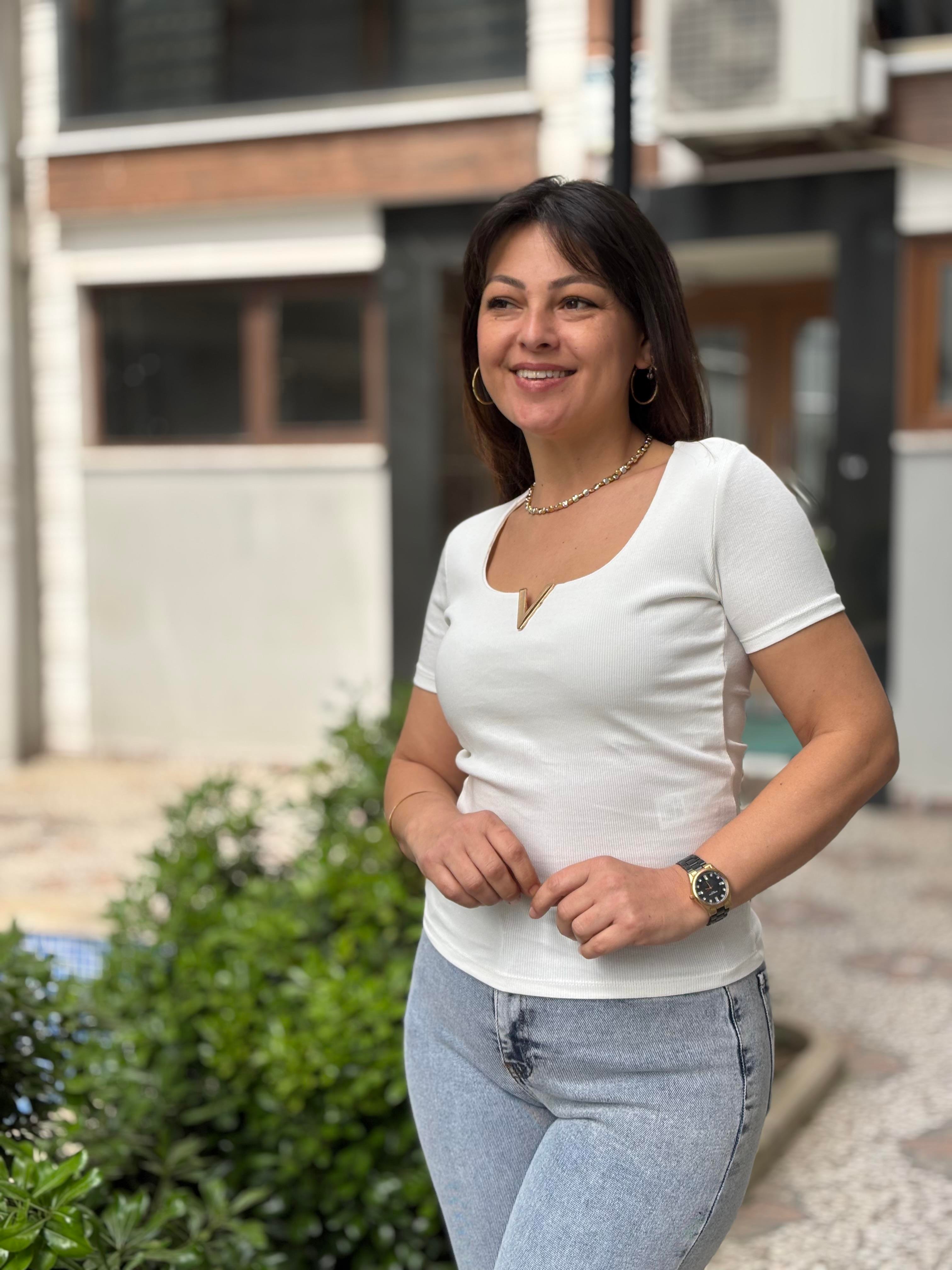Karol Marka V Gold Detaylı Badi Beyaz