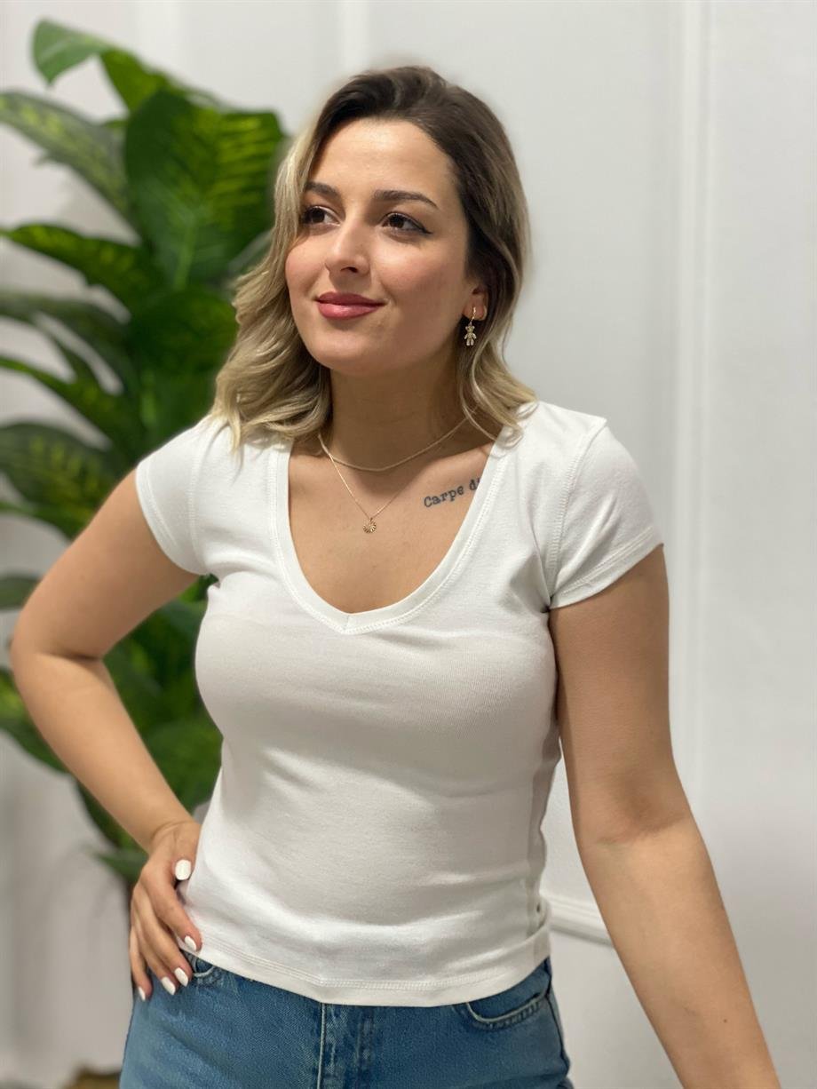 Karol V Yaka Beyaz Basic Badi