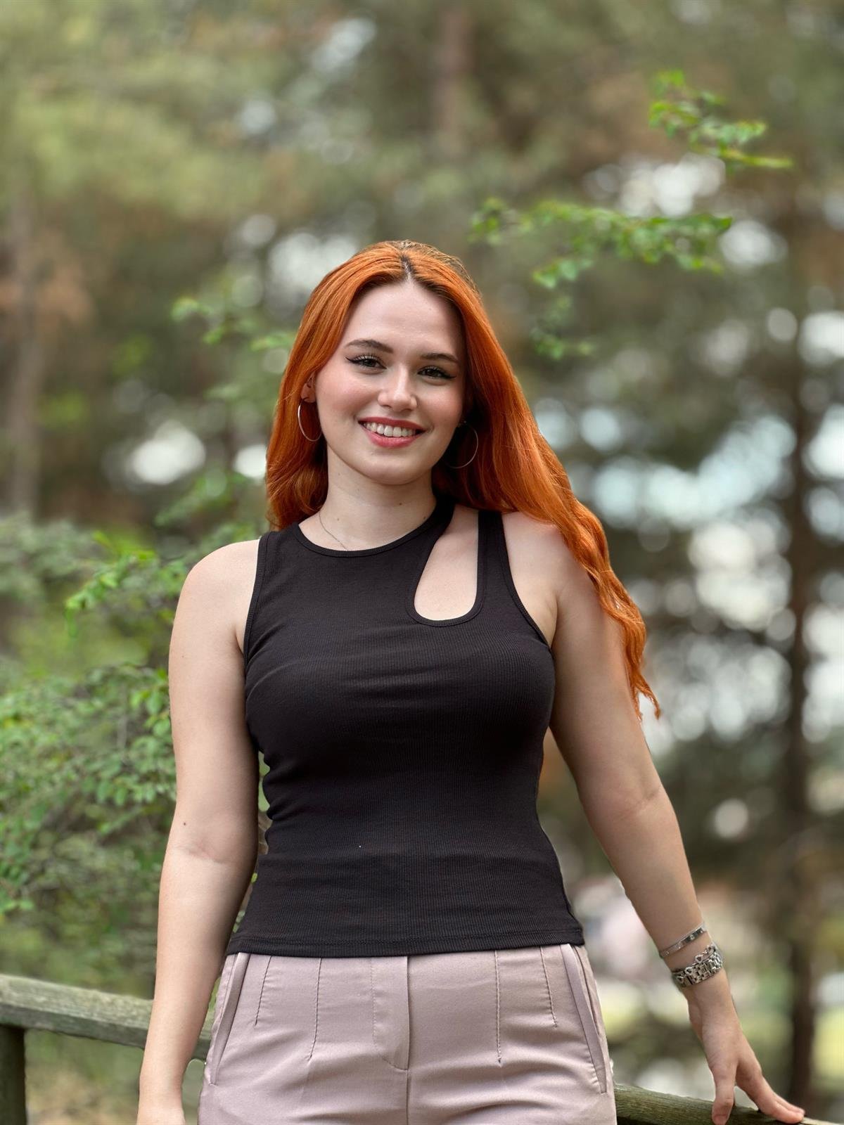 Karol Yaka Detaylı Siyah Atlet