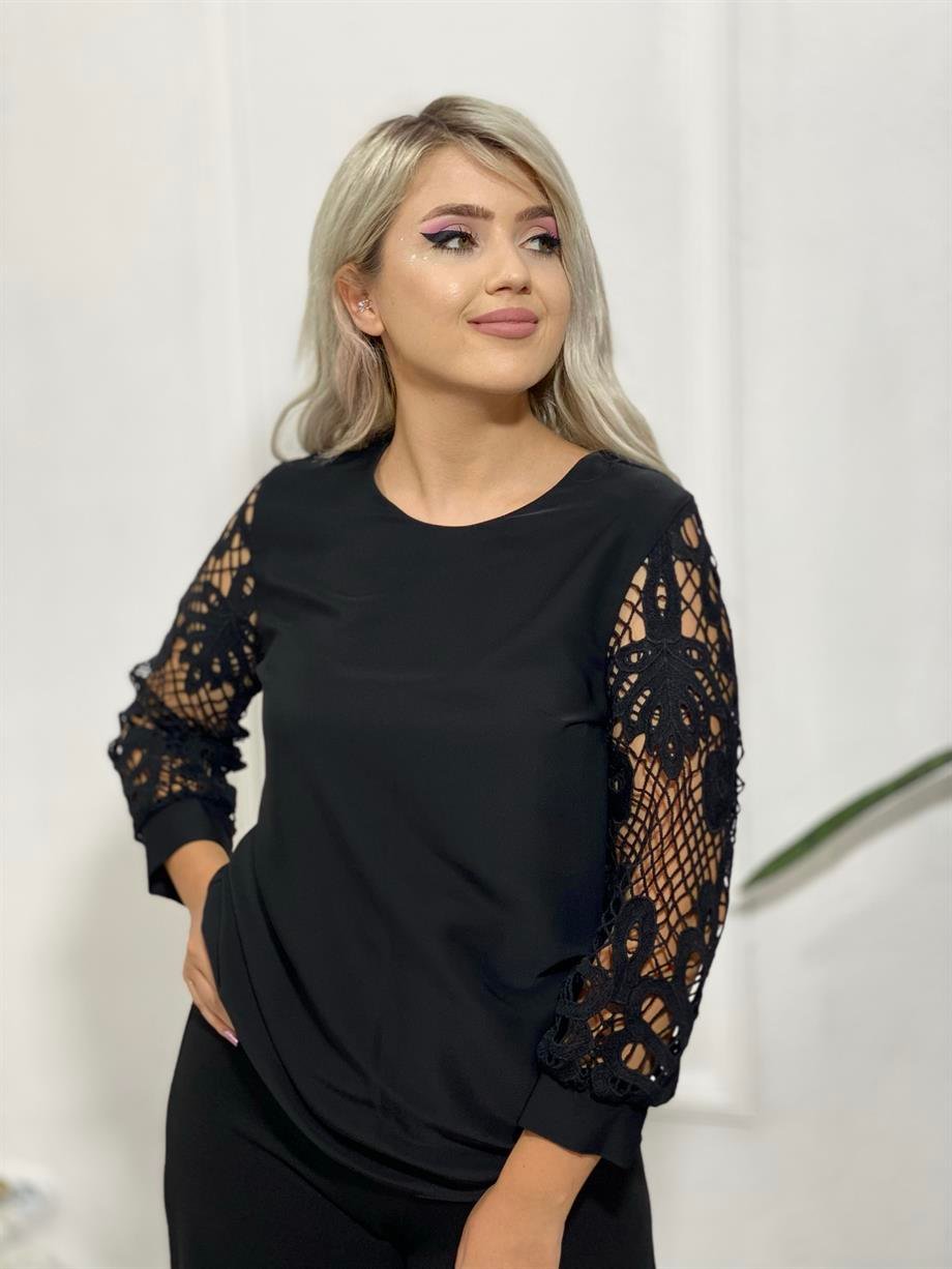 Kol Detayı Dantel Saten Bluz 