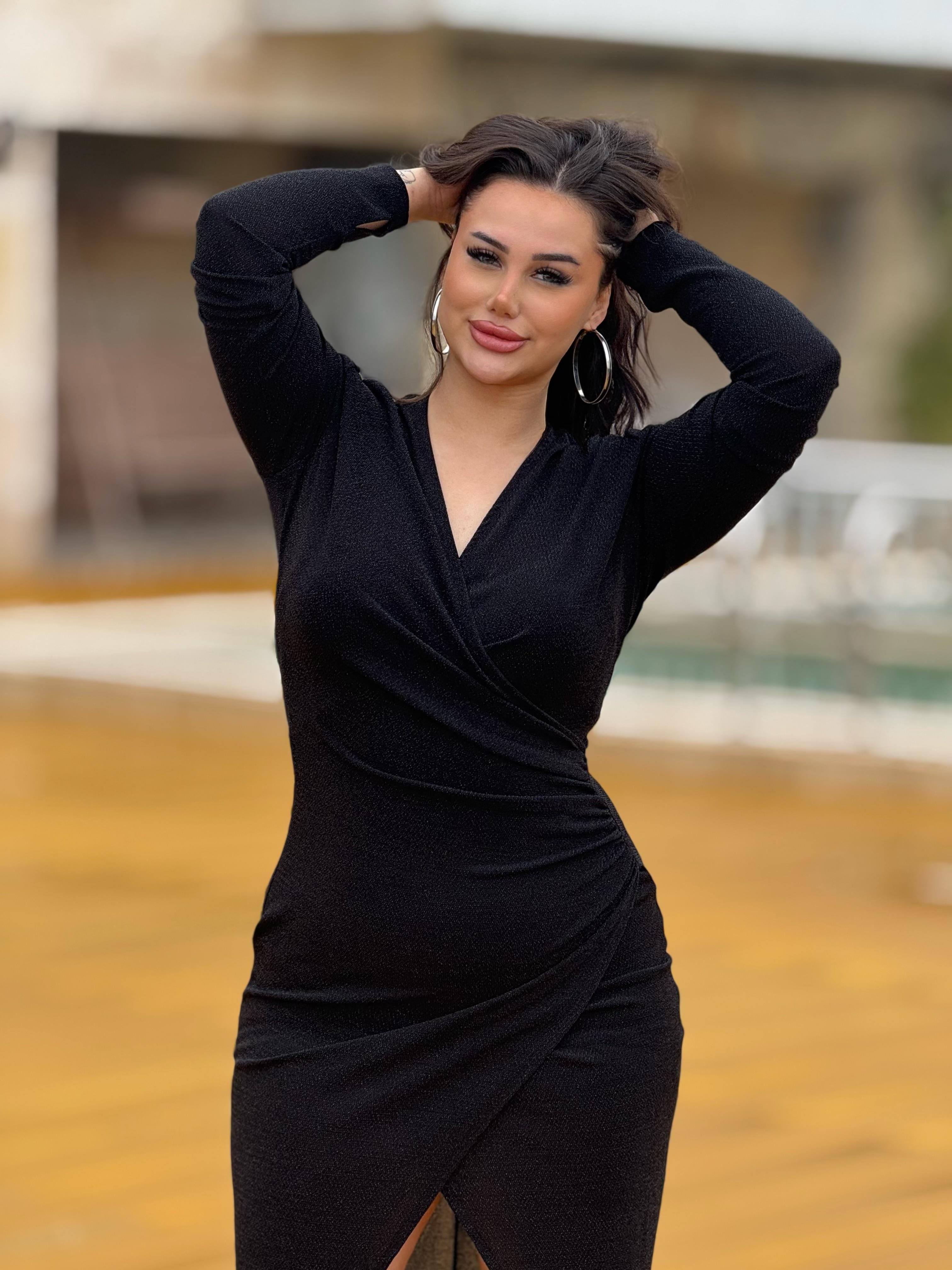 Kruvaze Yaka Simli Elbise 