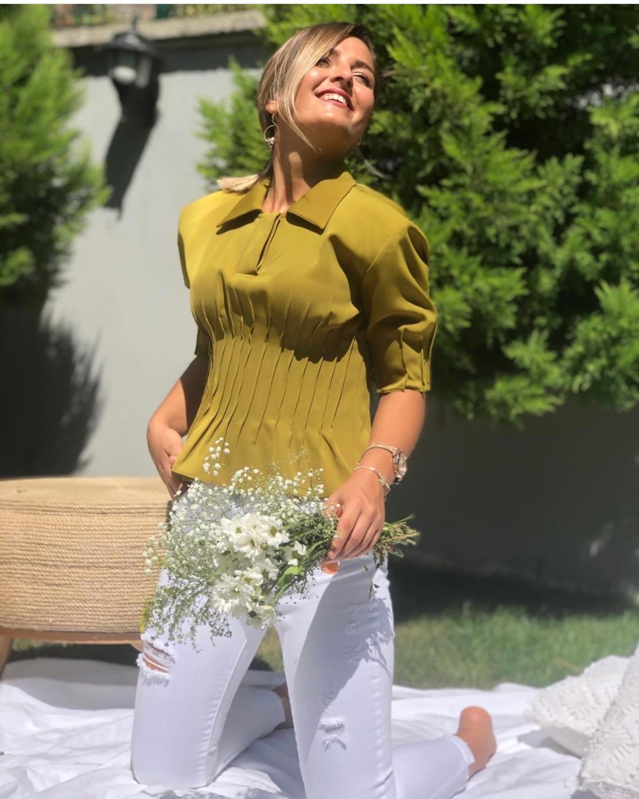 Omuz Vatkalı Bluz Yağ Yeşilli