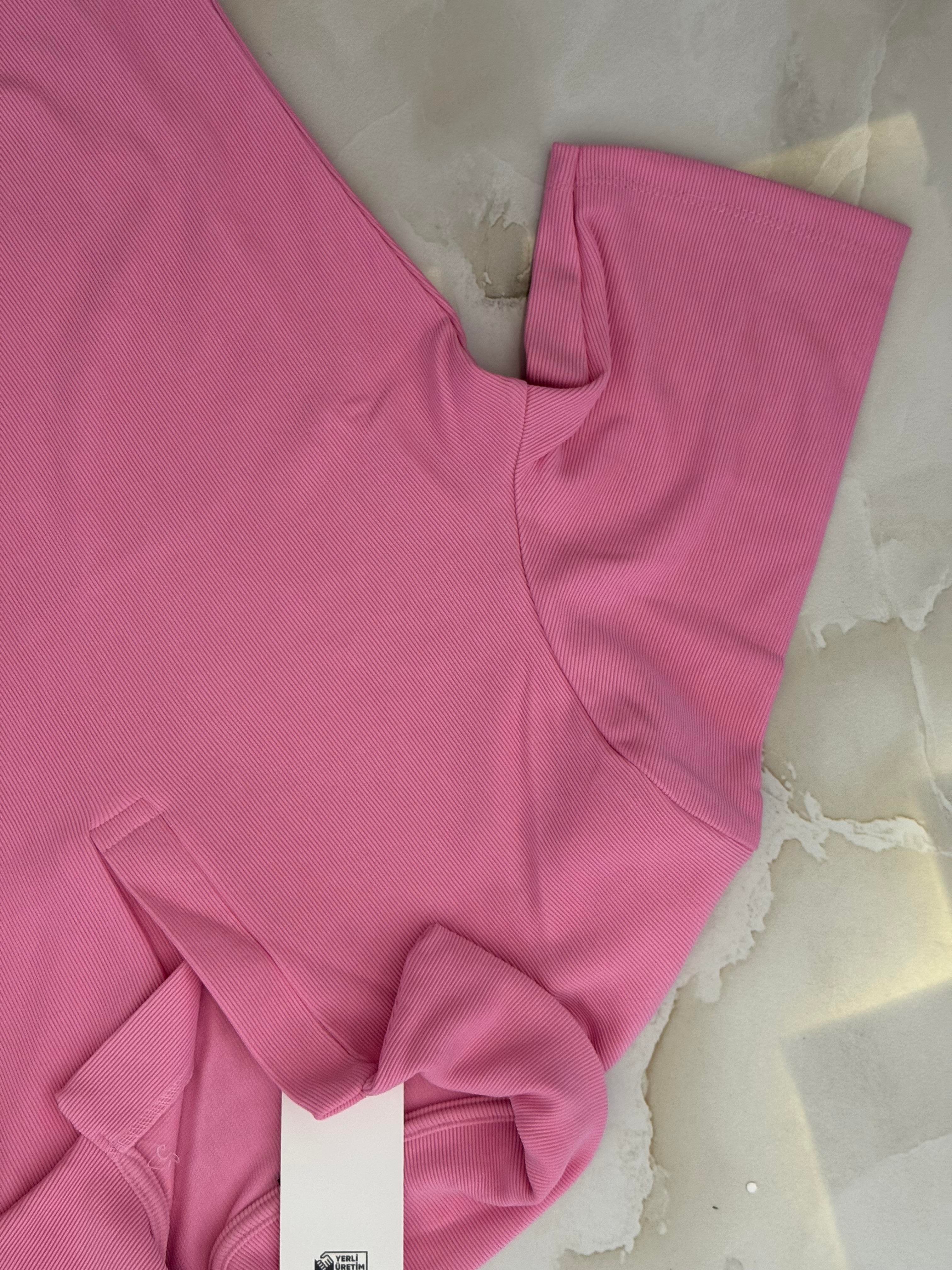 Pola Yaka Tişört Pembe