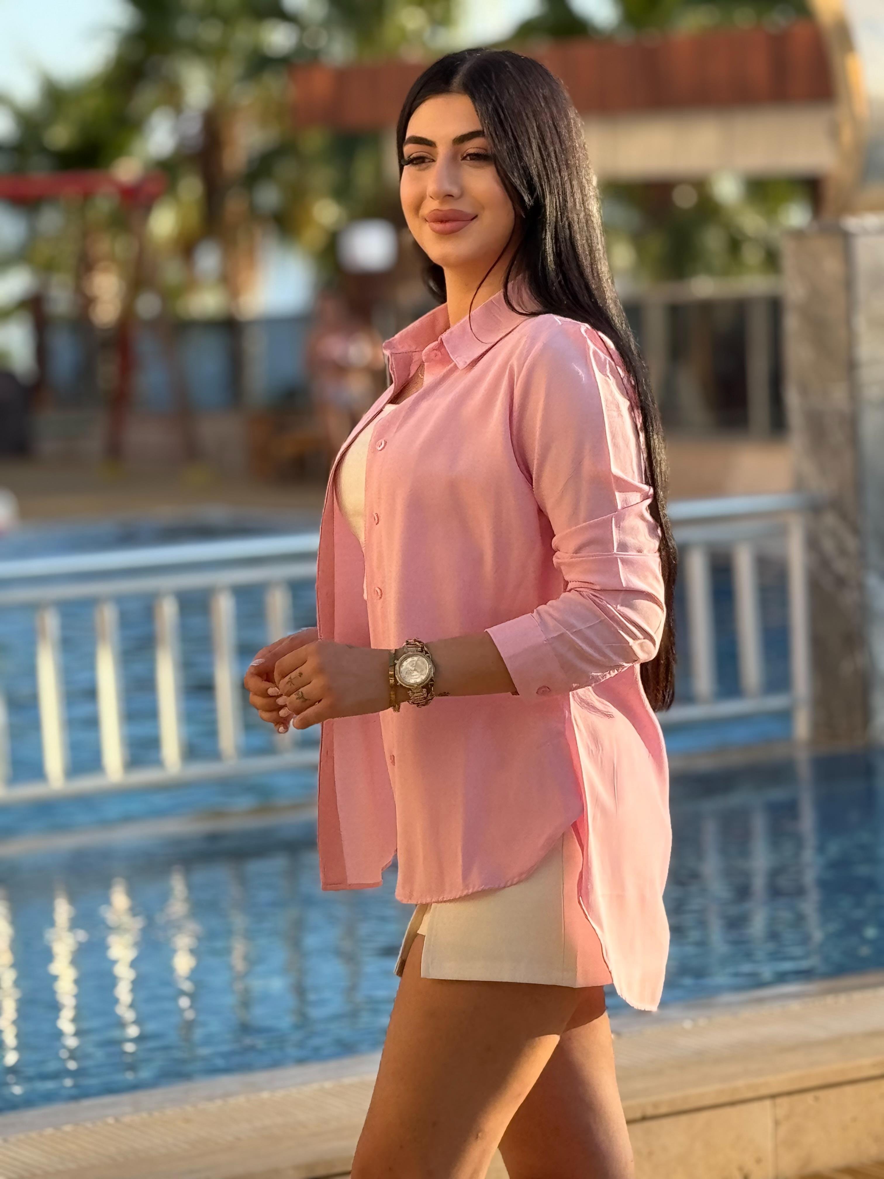 Poplin Yırtmaçlı Gömlek Pembe