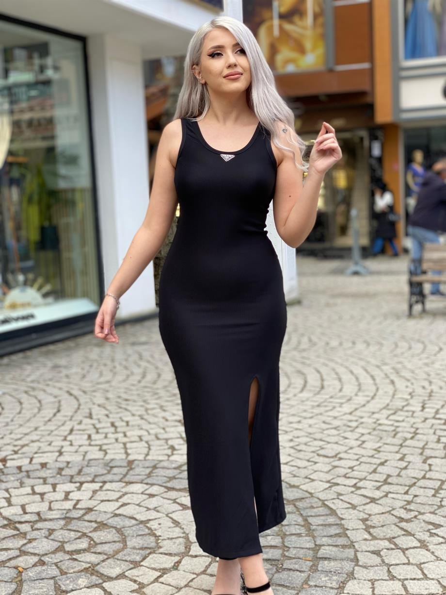 Prada Yırtmaç Detaylı Elbise