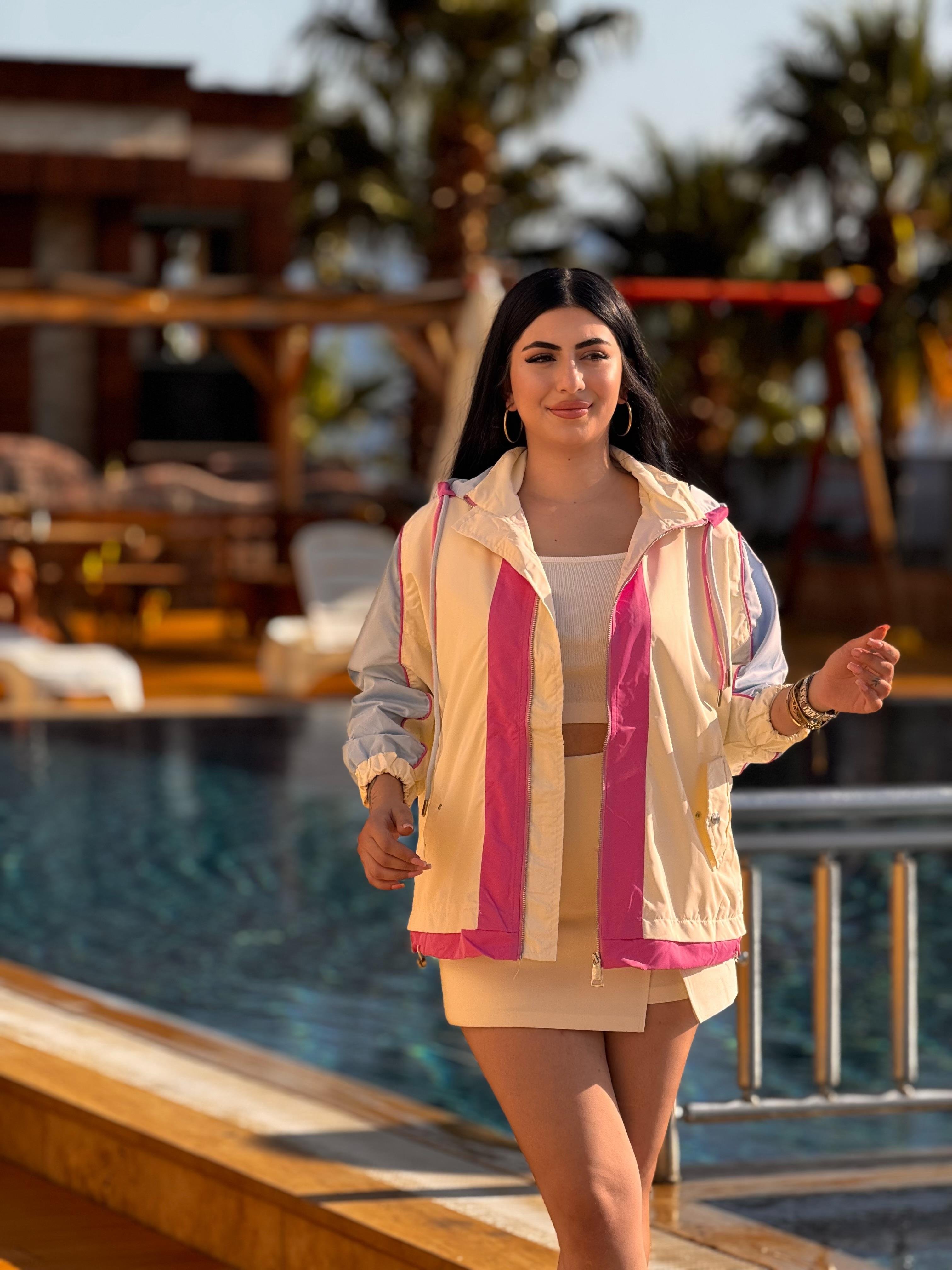 Premium Kalite Krem Biyeli Yağmurluk
