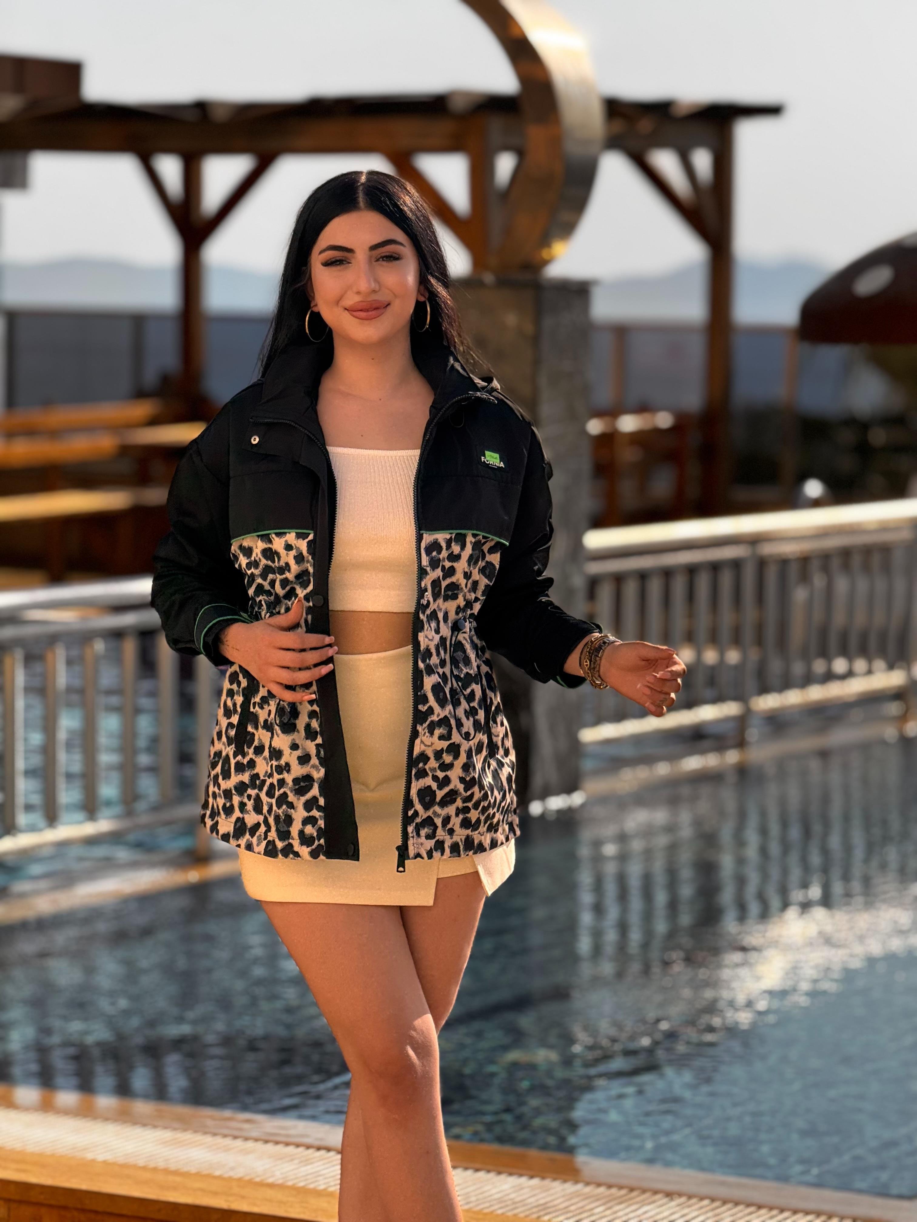 Premium Kalite Leopar Siyah Yağmurluk