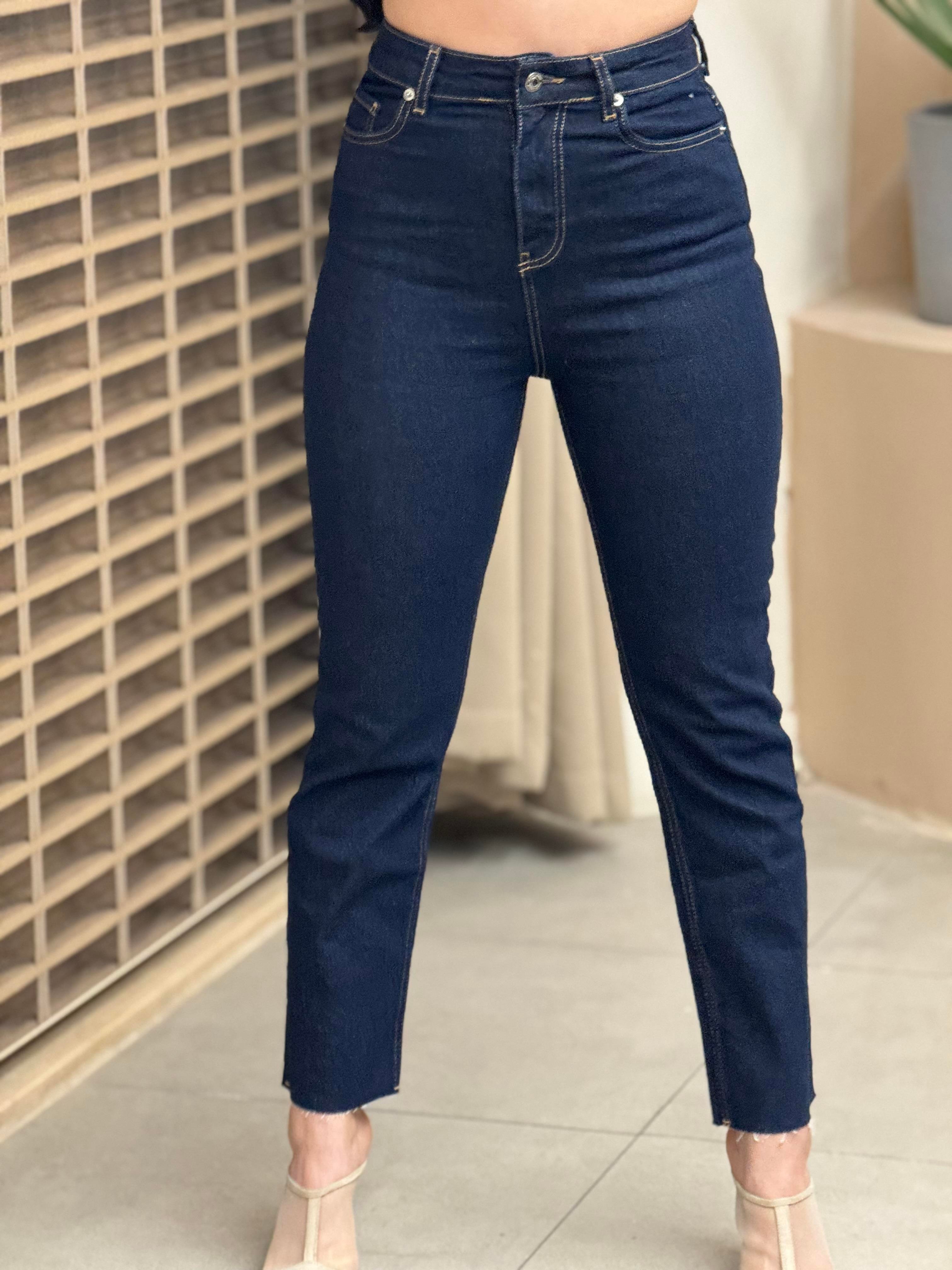 Premium Kalite Paçası Kesik Boyfit Jean Lacivert
