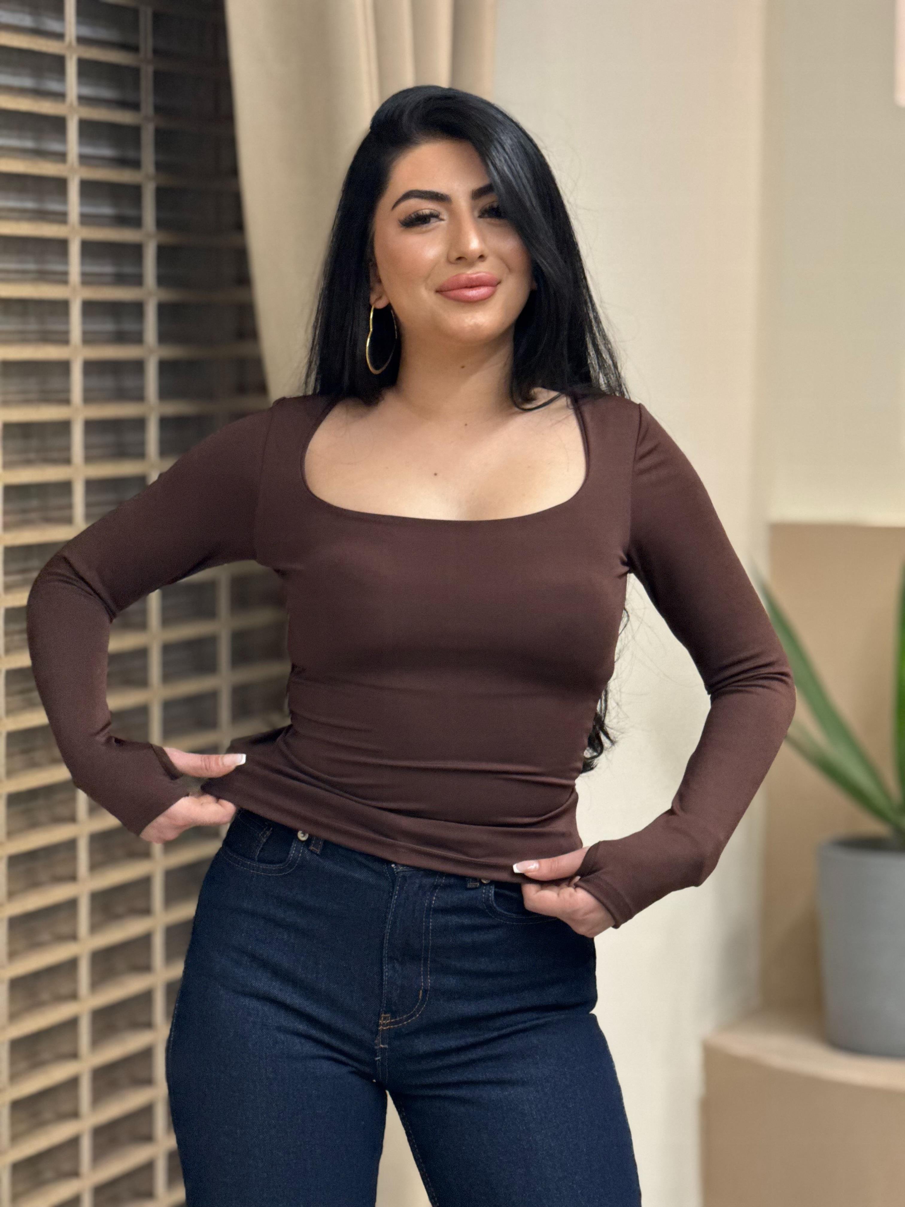 Sandık Yaka Kahve Bluz 