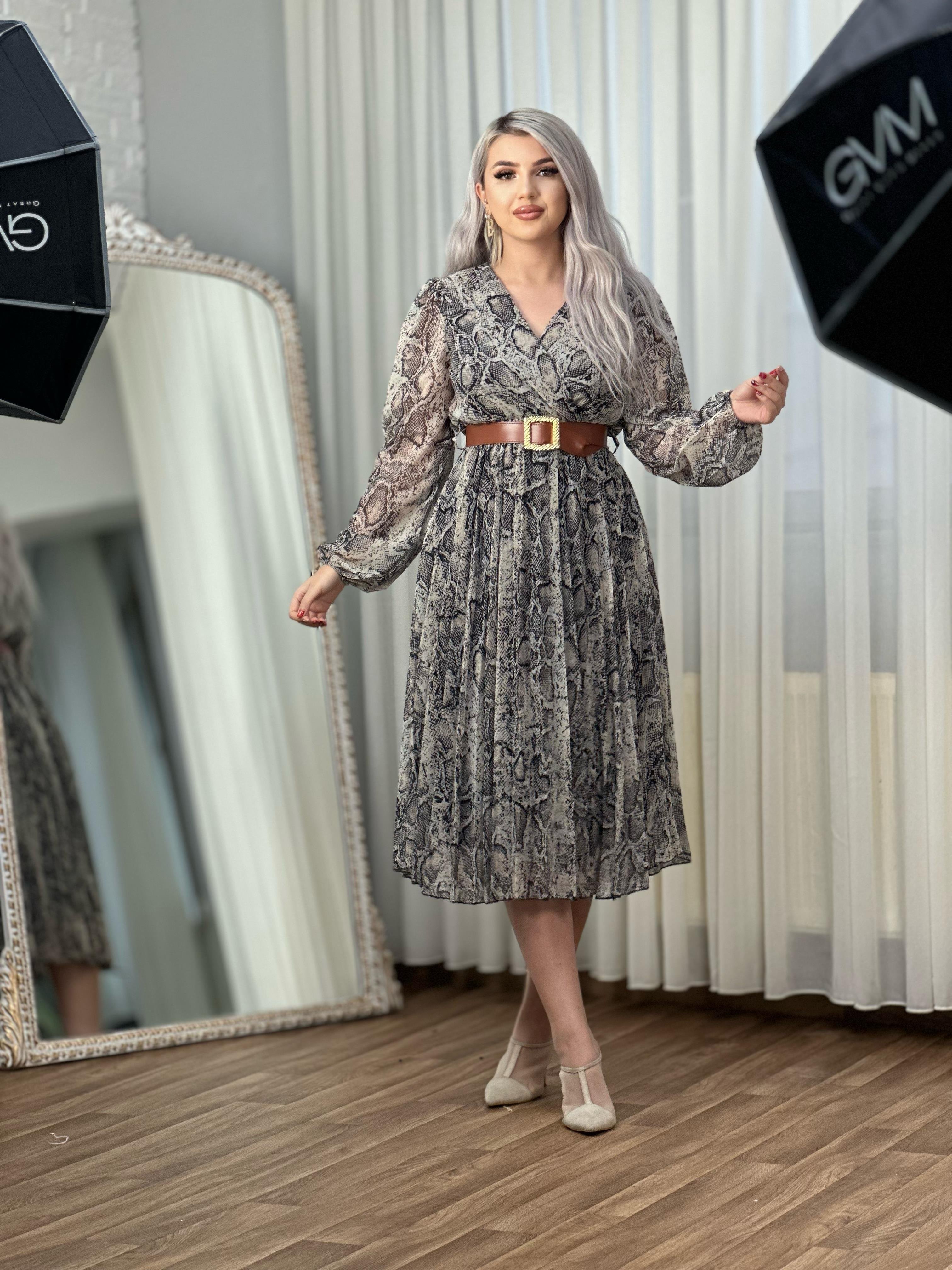Şifon Kemerli Elbise
