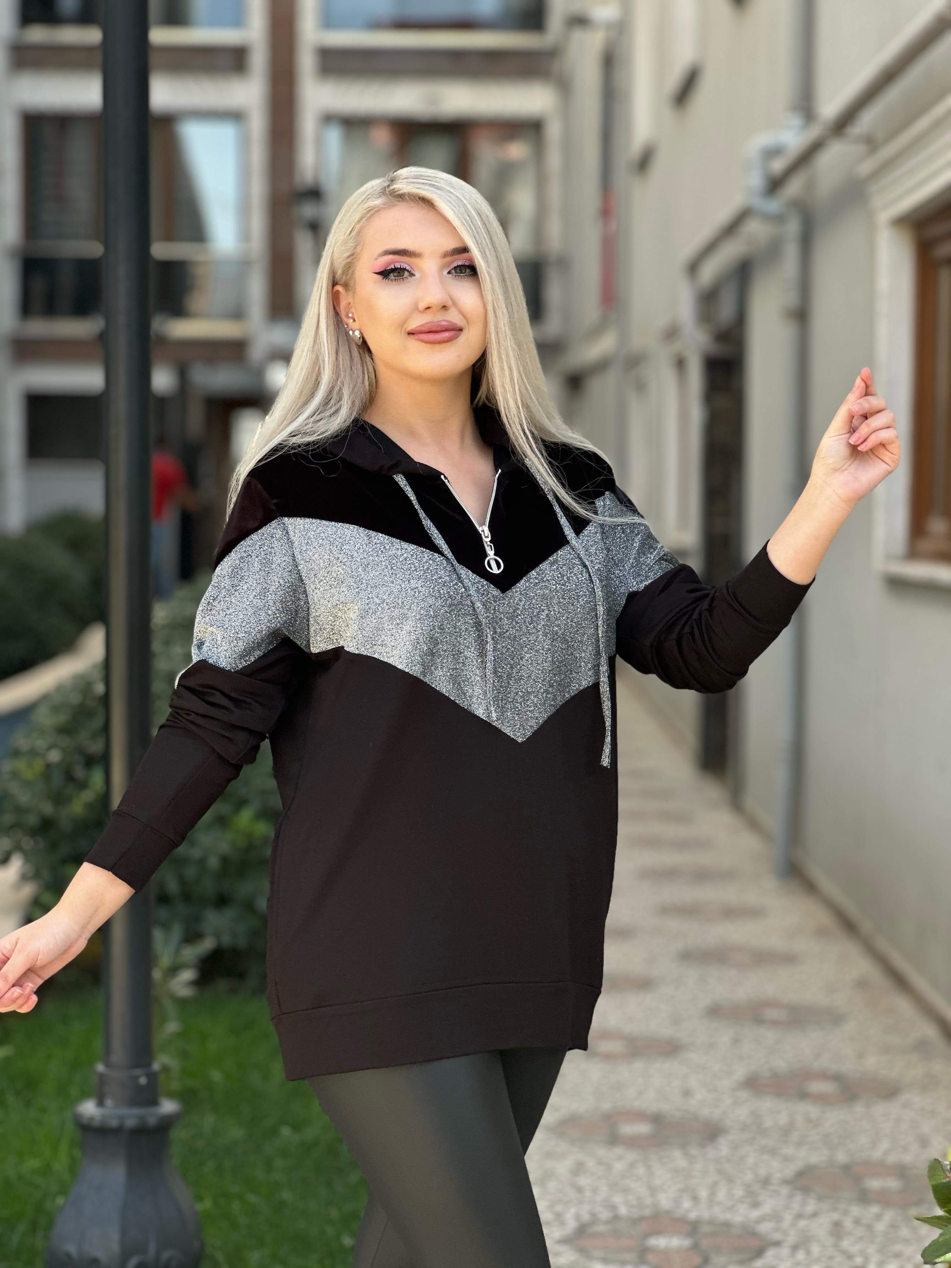 Simli Kadife Detaylı Sweat 