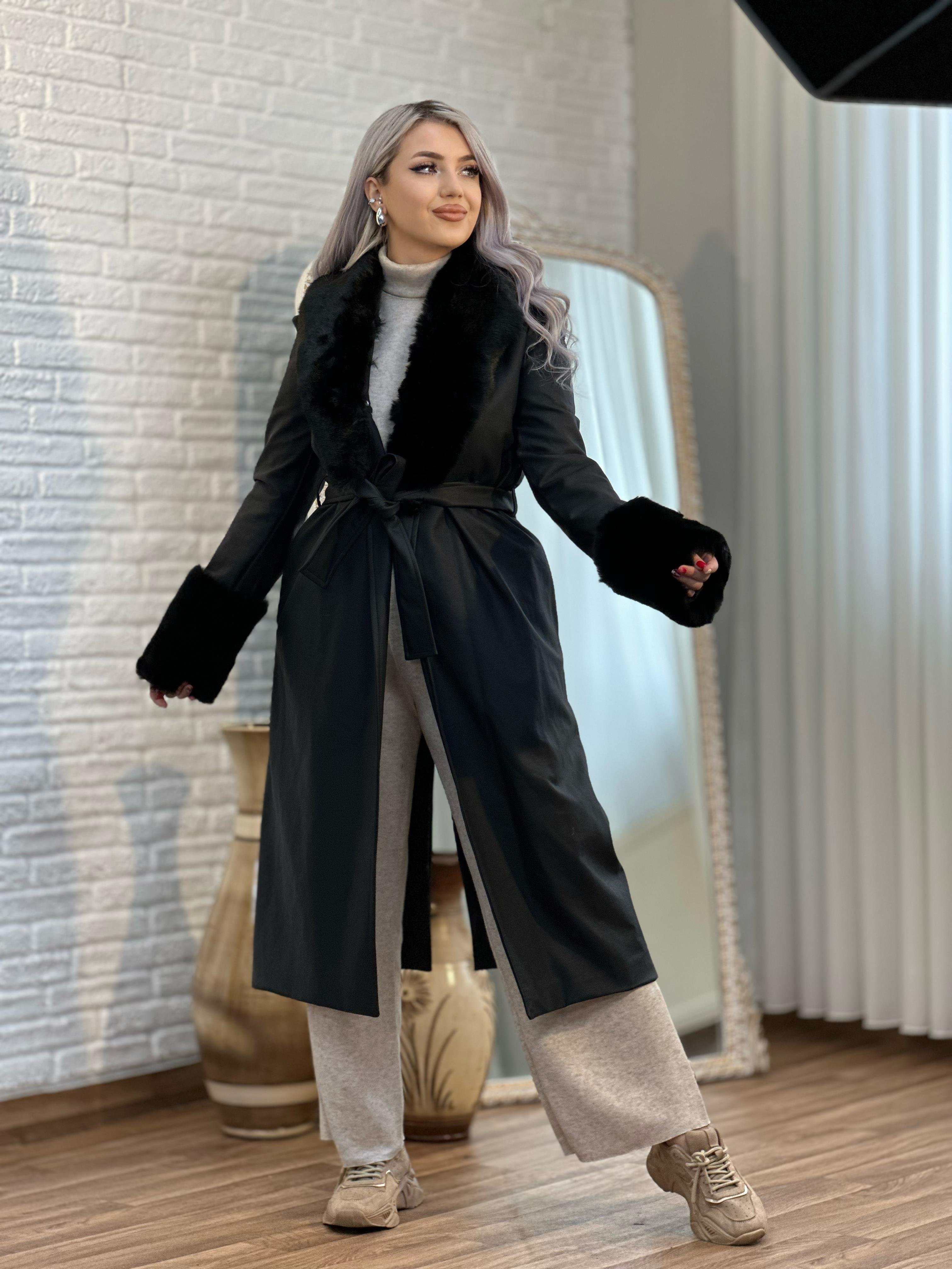 Siyah Kürklü Deri Ceket