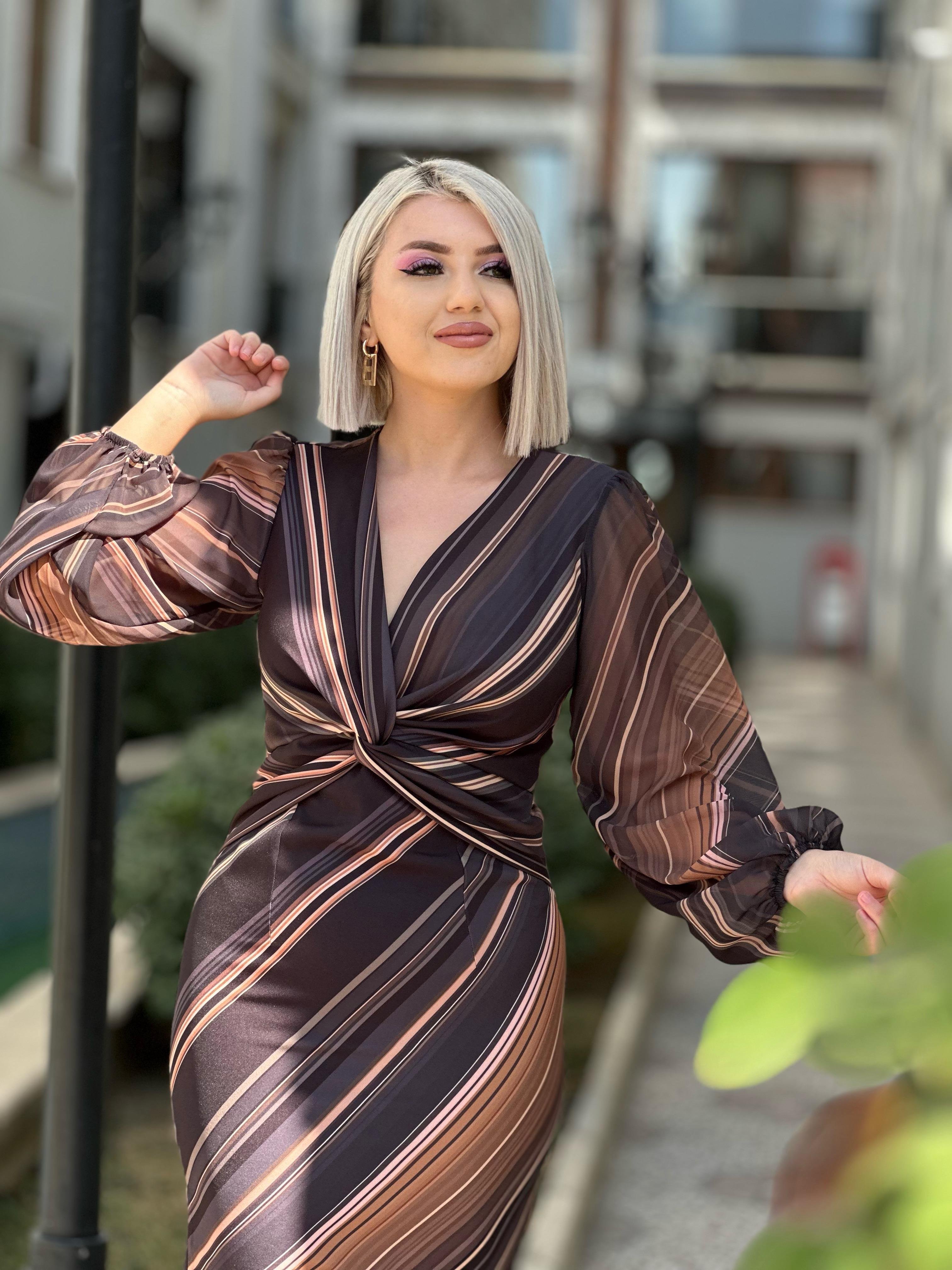 Tasarım Duble Kumaş Kolları Şifon Elbise