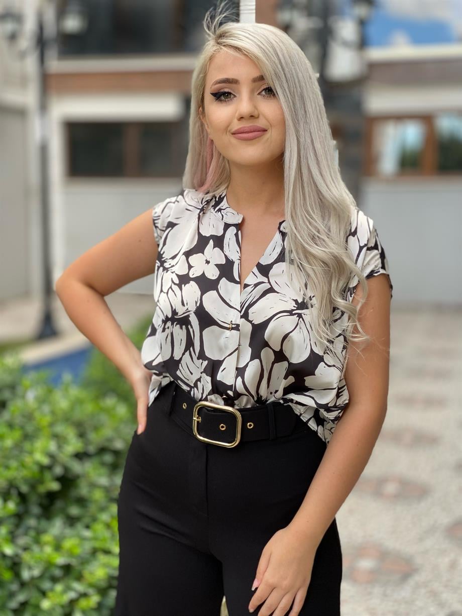 Tasarım Ön Düğümlü Saten Bluz 