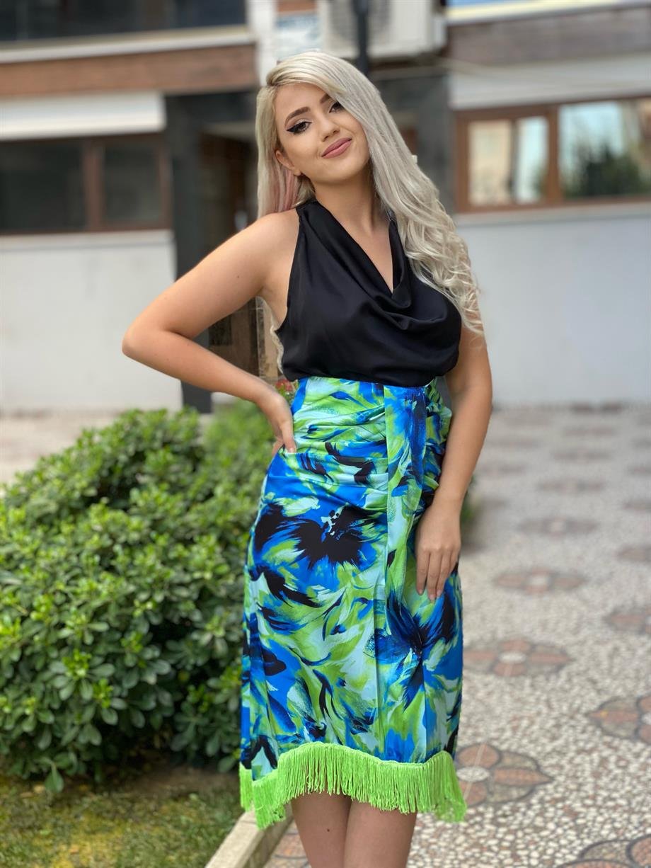 Tasarım Püskül Detaylı Saten Etek