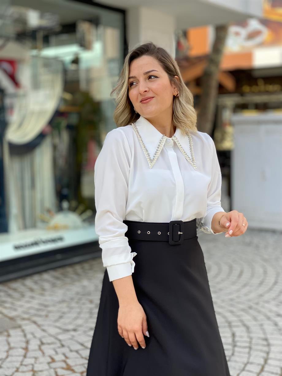 Tasarım Taka Detayı İncili Gömlek