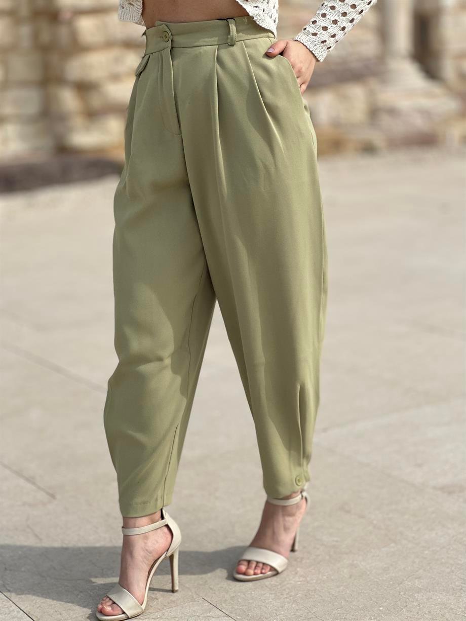 Tasarım Yeşil Paça Detayı Düğmeli Pantalon